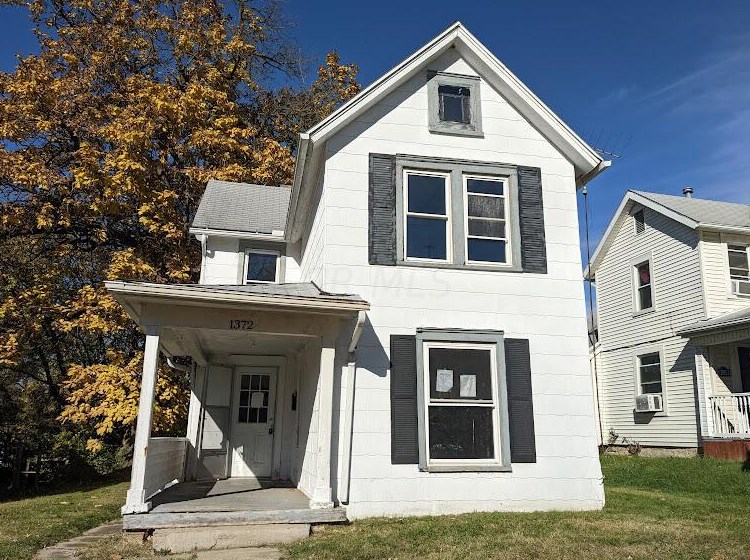 1372 Warder St, Springfield, OH 45503