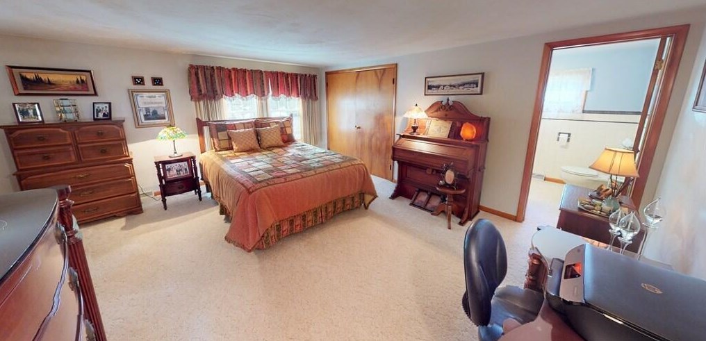 51 Deerfield Rd, North Woodbury OH  44813-9299 exterior