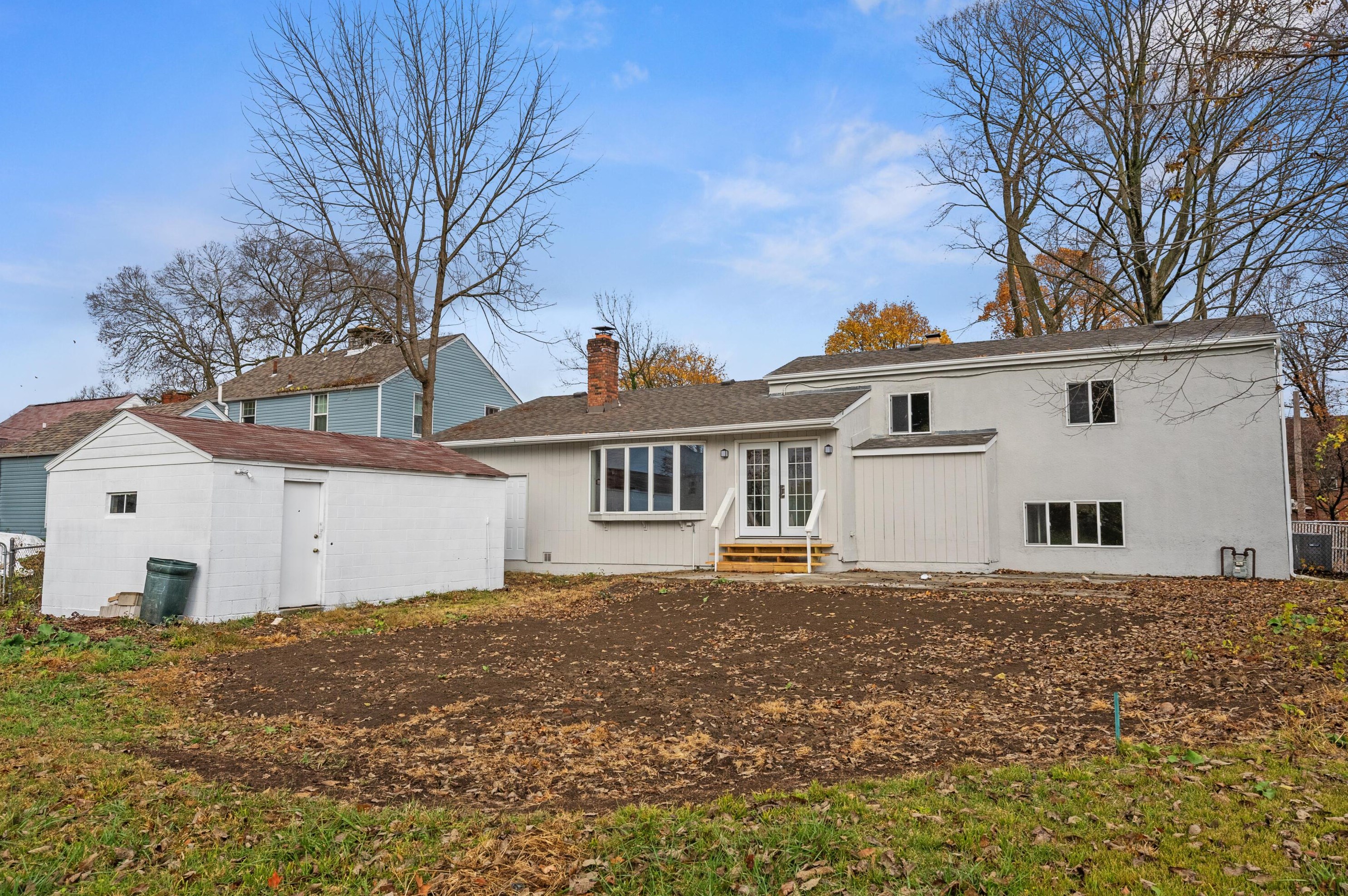 2087 Maryland Ave, Columbus OH  43219-2961 exterior