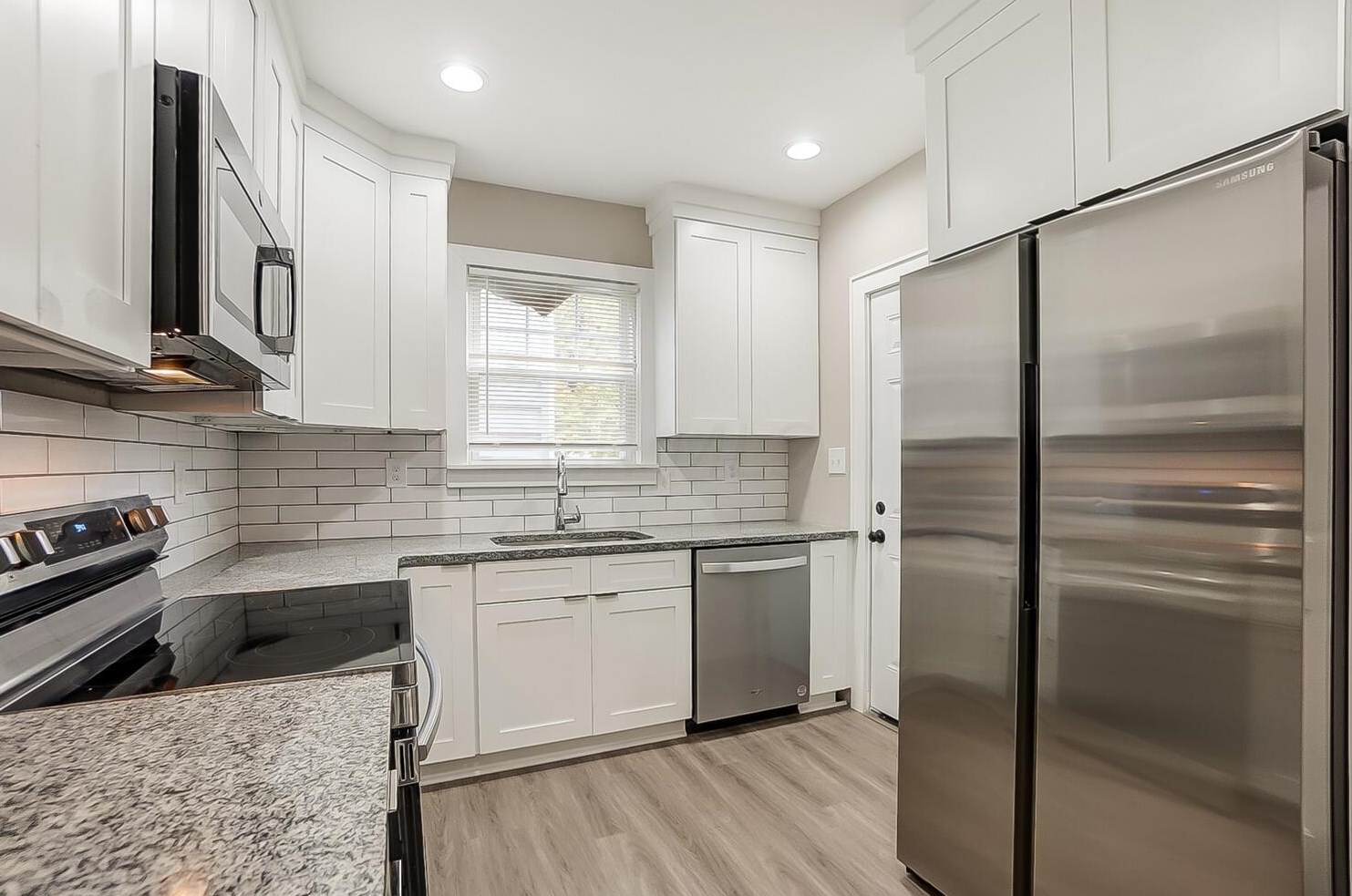 101 Harris Ave, Columbus OH 43204-3342 exterior