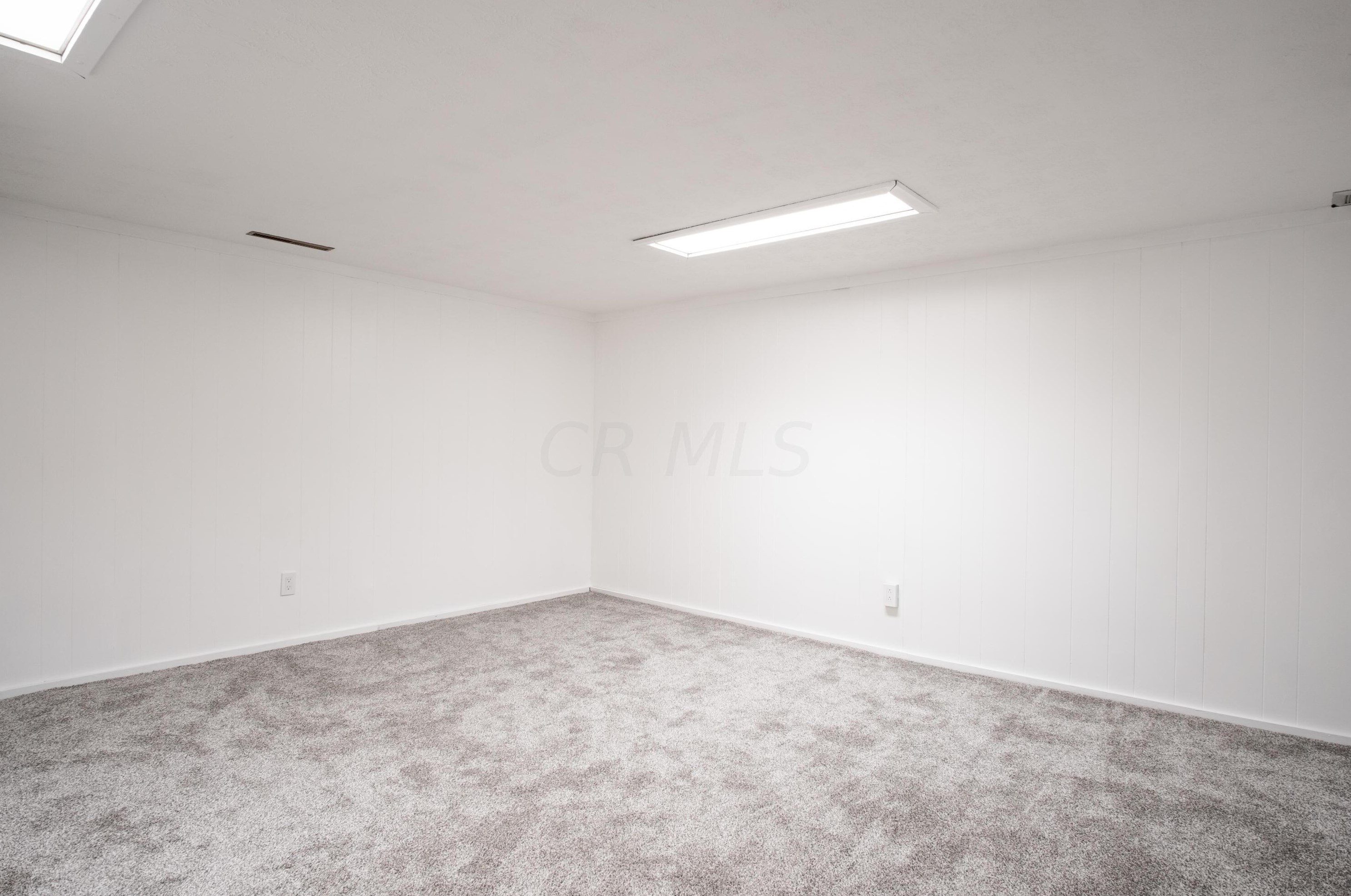 5117 Ranstead Ct, Columbus OH 43220-2545 exterior