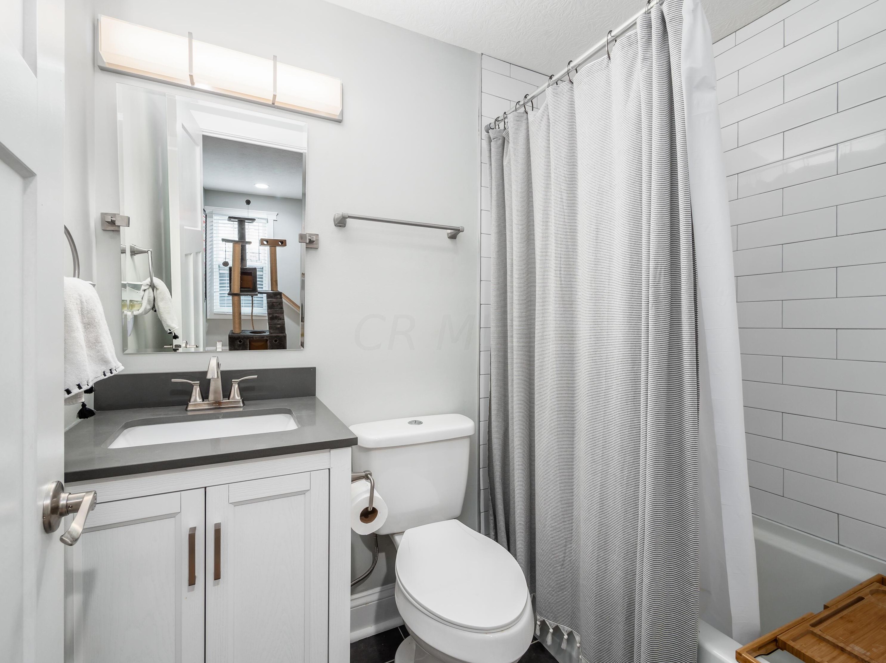 779 Siebert St, Columbus OH  43206-2970 exterior