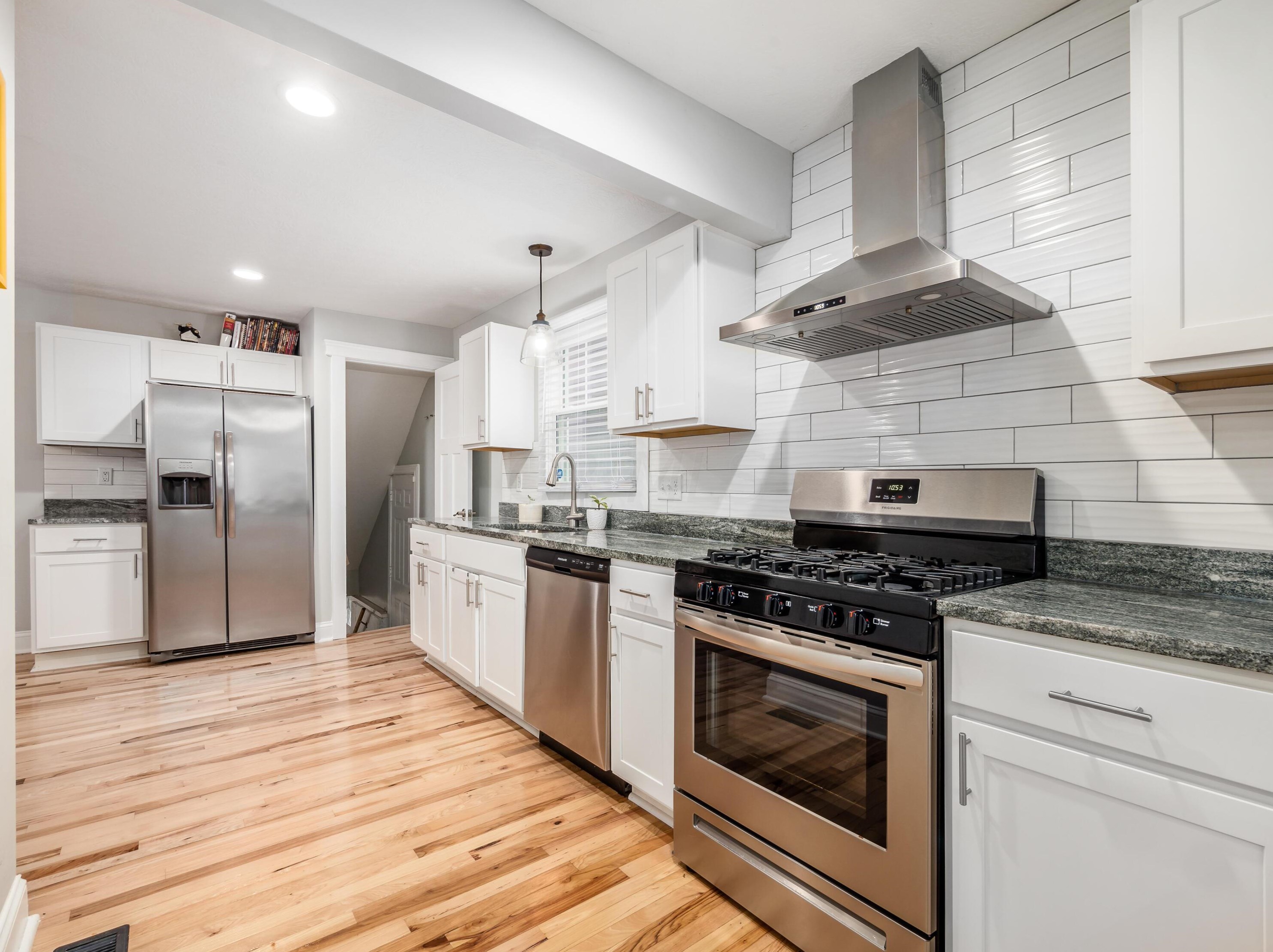 779 Siebert St, Columbus OH  43206-2970 exterior