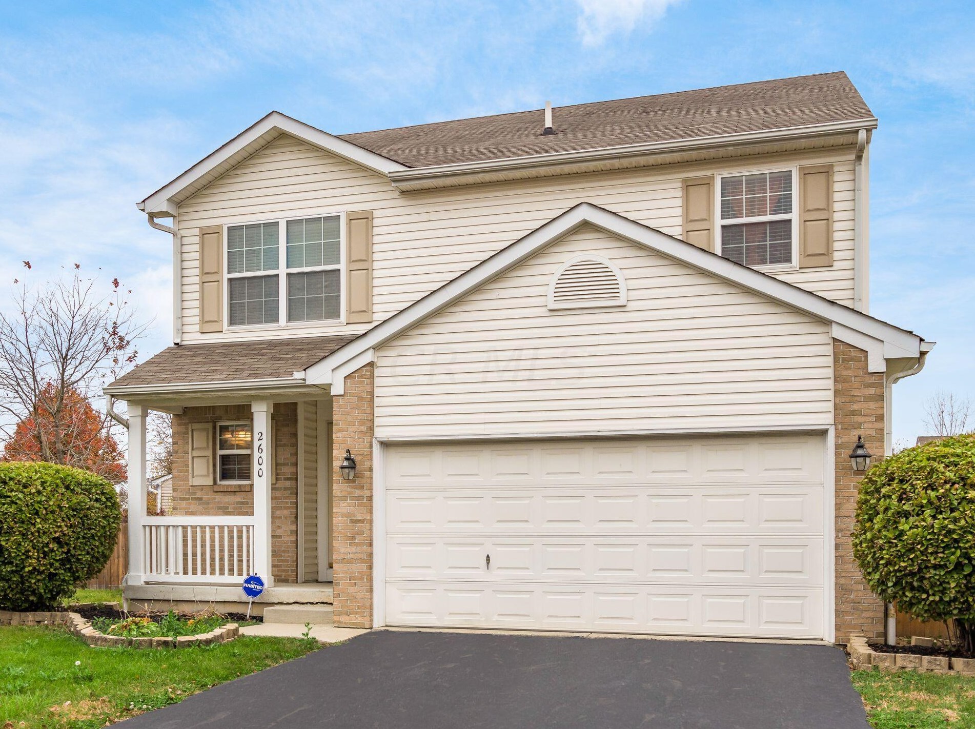 2600 Augustwood Dr, Columbus, OH 43207-7449