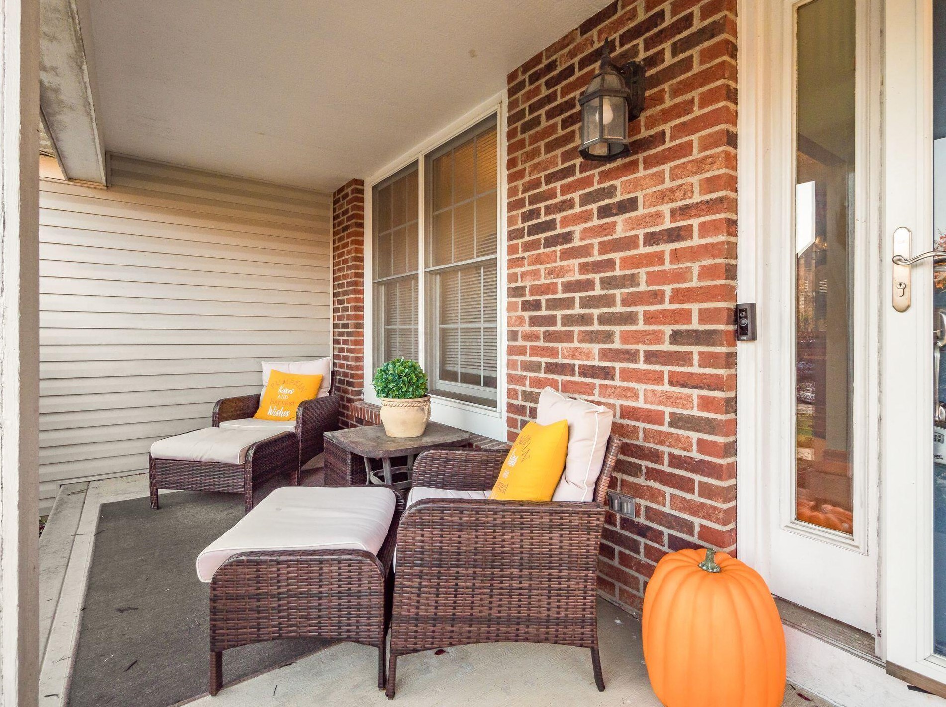 4508 Dungannon Dr, Darbydale, OH 43123