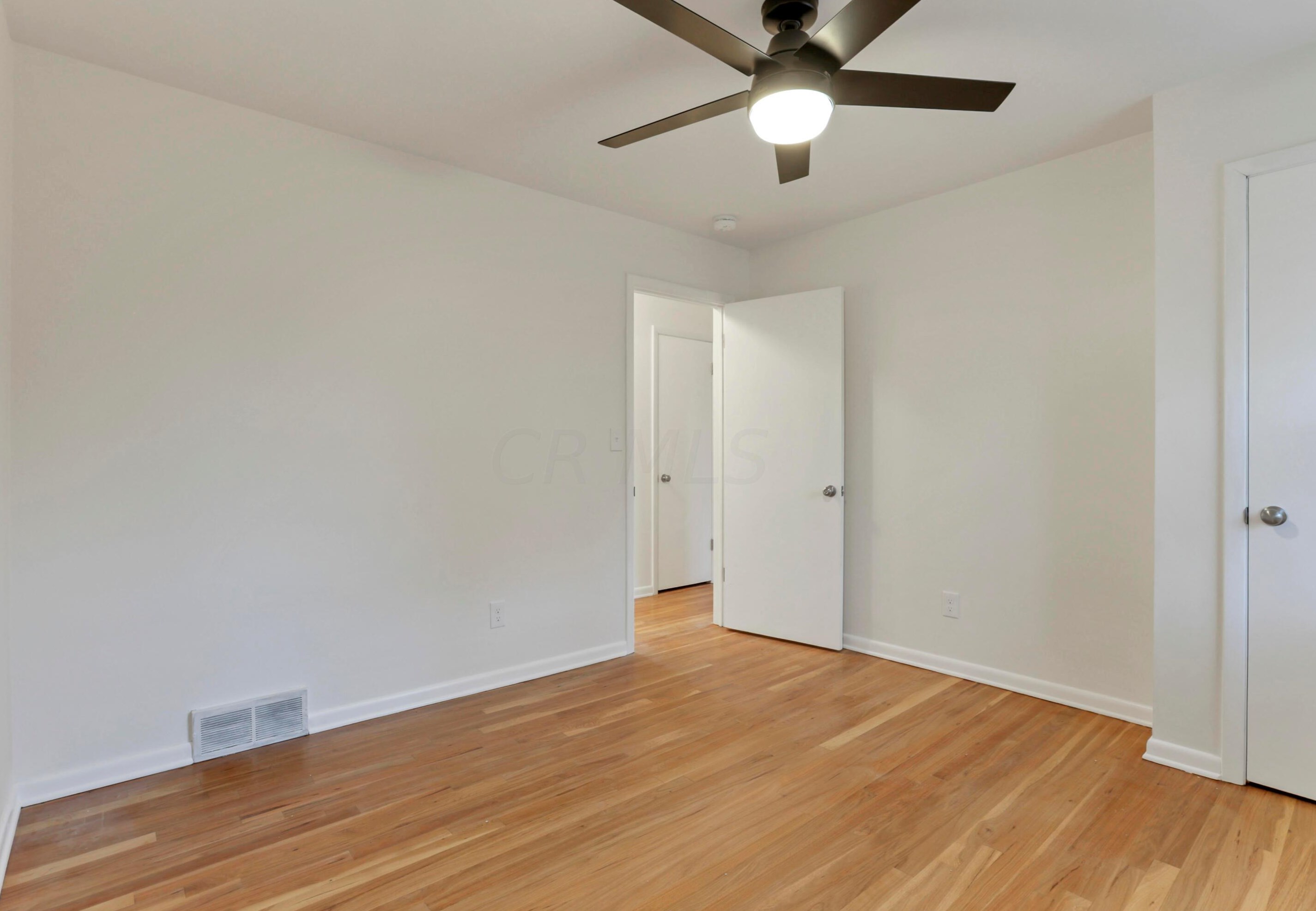 2275 Haverford Rd, Columbus OH  43220-4317 exterior