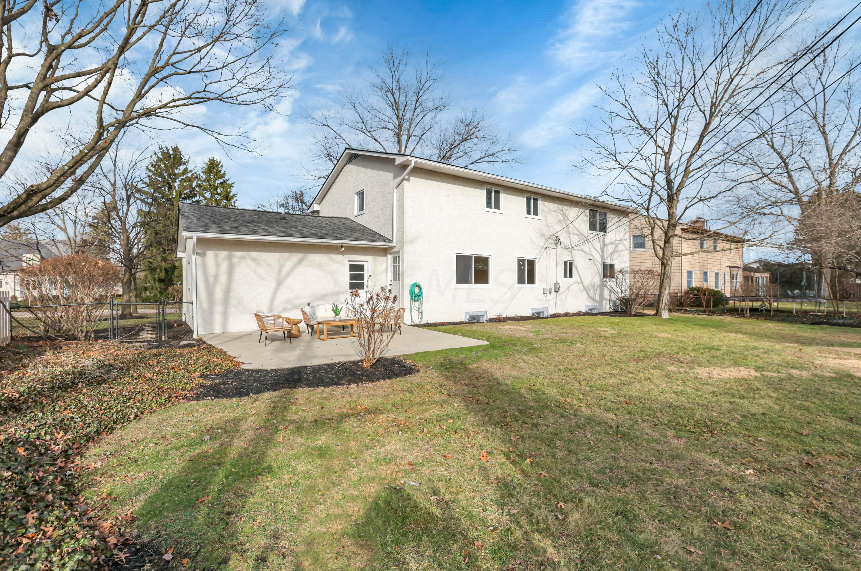 2275 Haverford Rd, Columbus OH  43220-4317 exterior