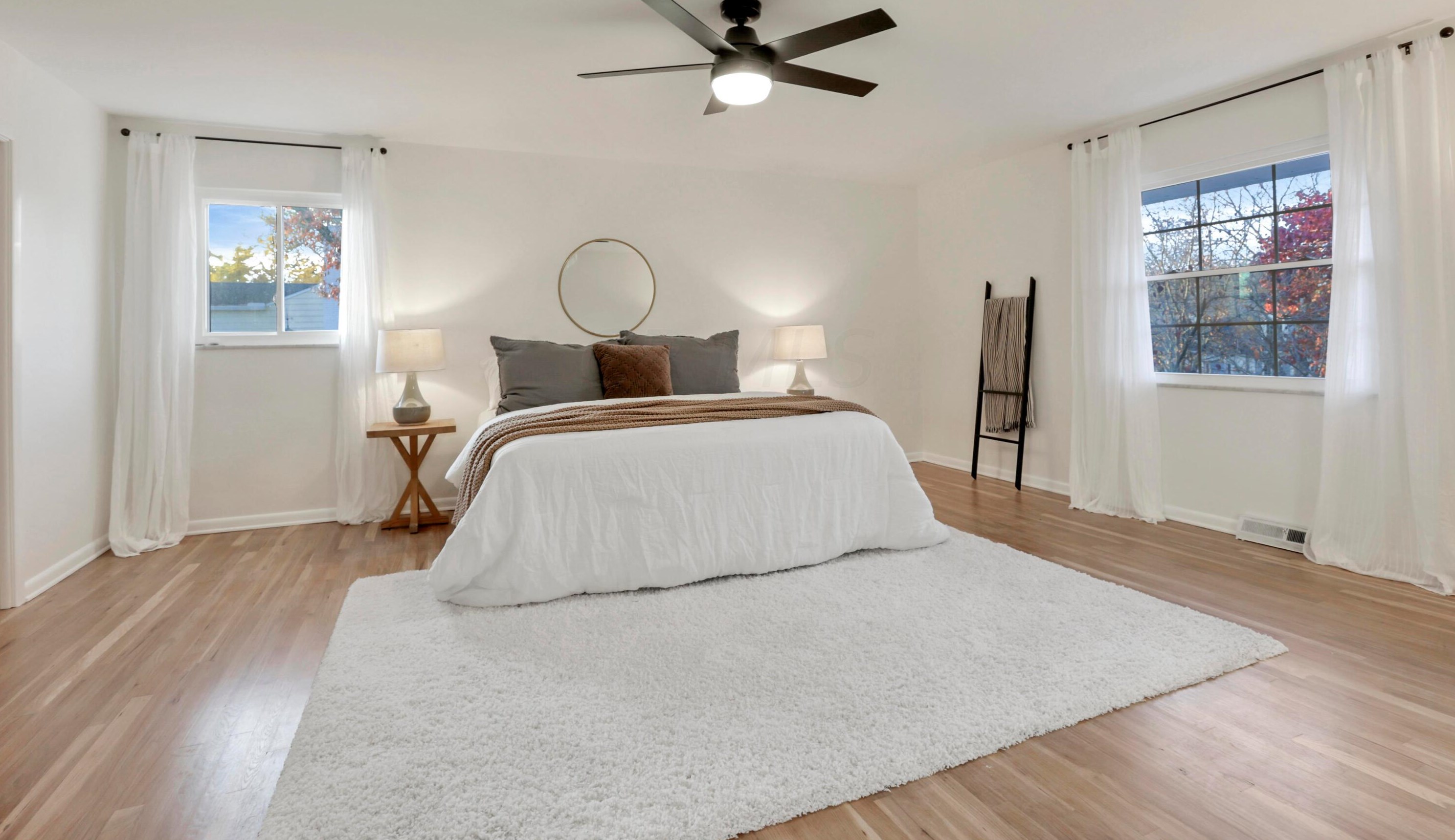 2275 Haverford Rd, Columbus OH  43220-4317 exterior