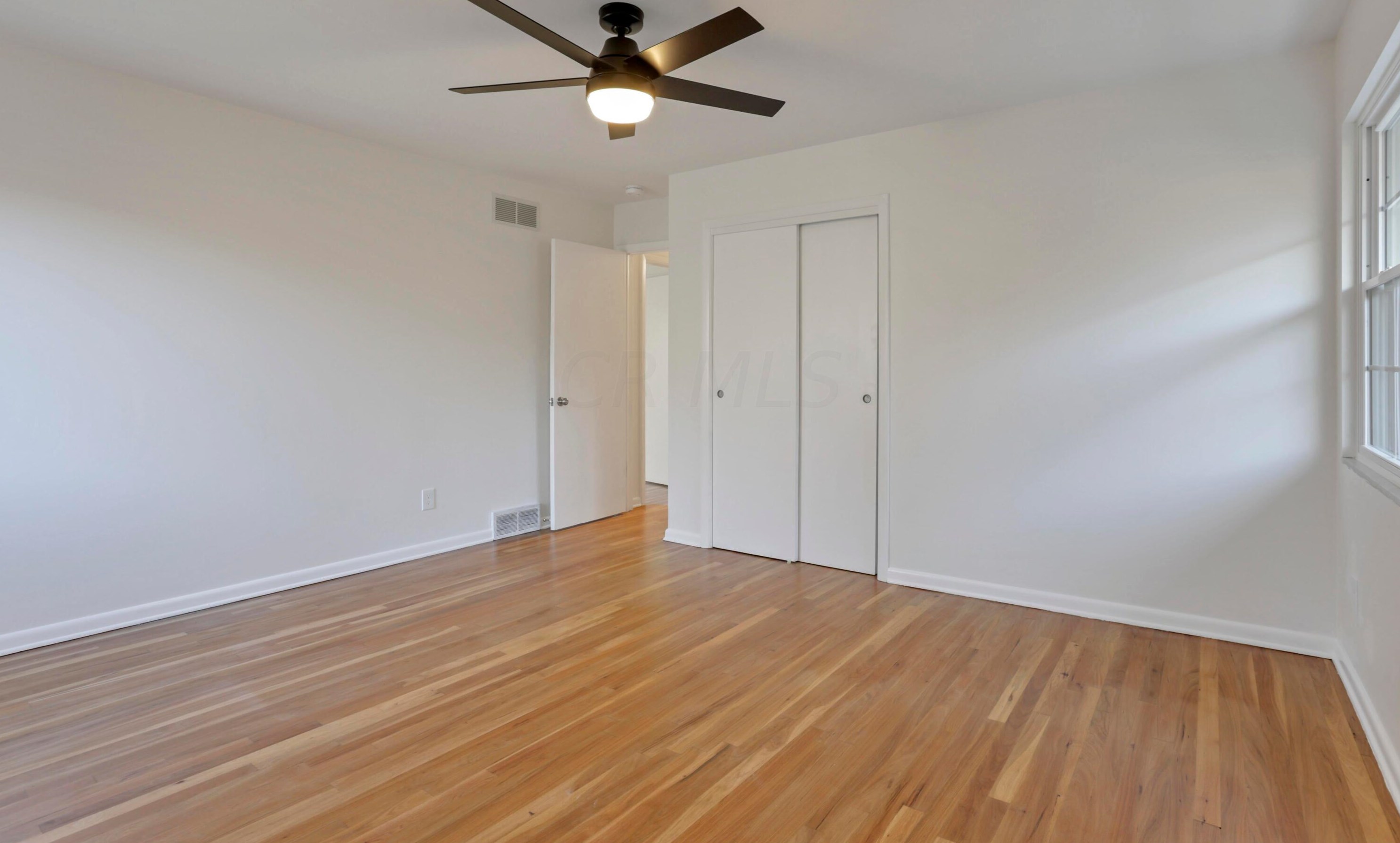 2275 Haverford Rd, Columbus OH  43220-4317 exterior