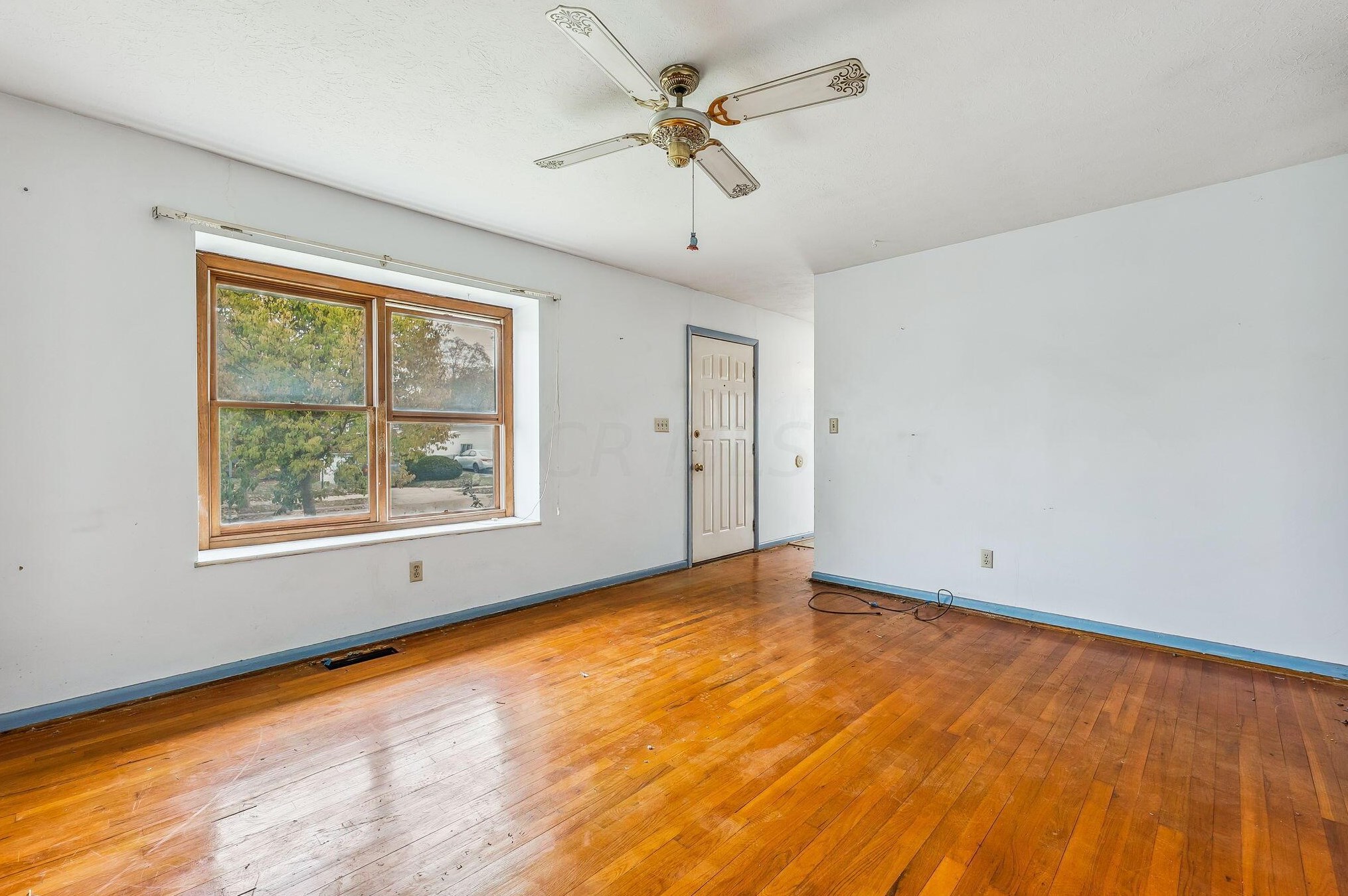 3911 Edendale Rd, Columbus OH  43207-4124 exterior