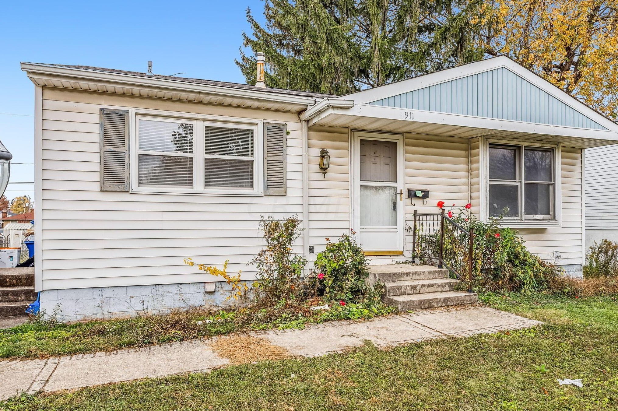 3911 Edendale Rd, Columbus OH  43207-4124 exterior