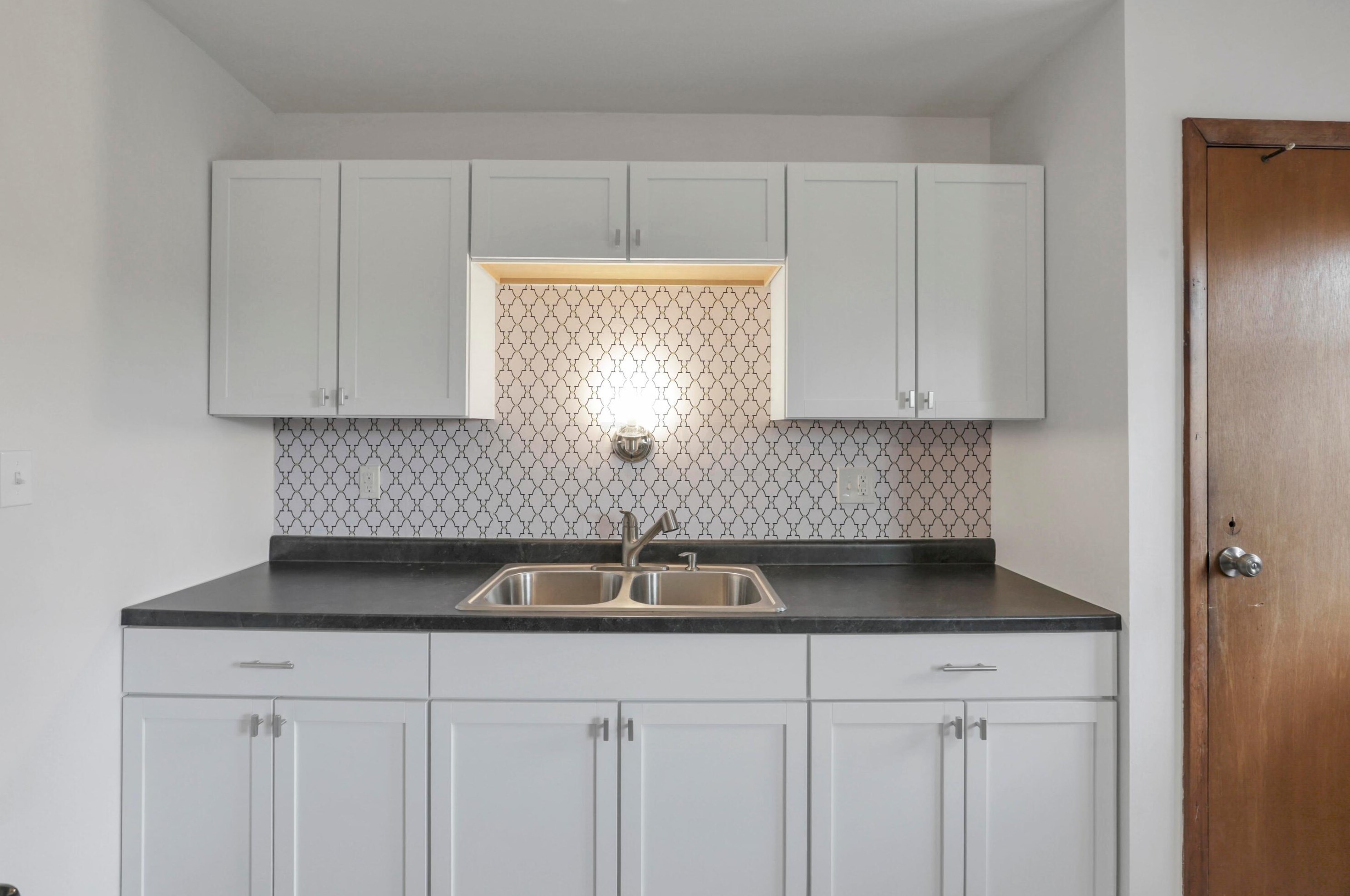 1840 Woodette Rd, Columbus OH 43232-2838 exterior