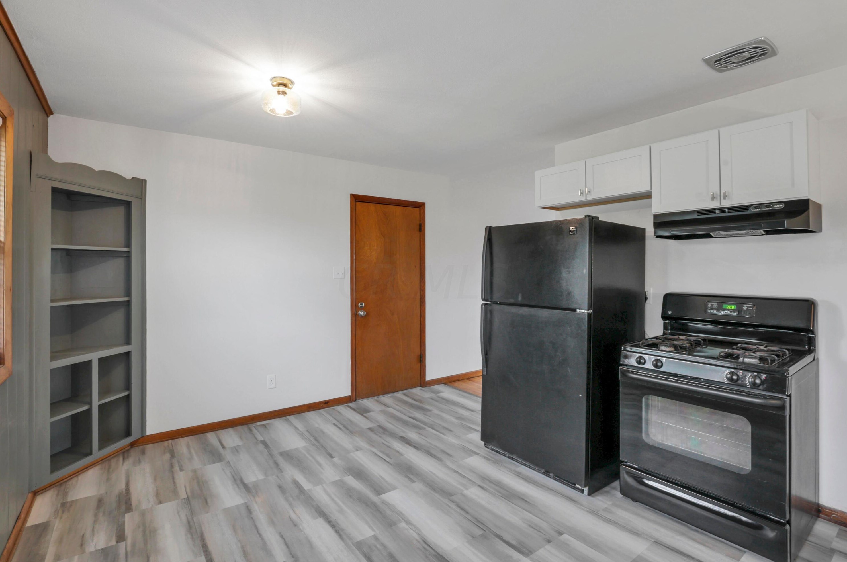 1840 Woodette Rd, Columbus OH 43232-2838 exterior