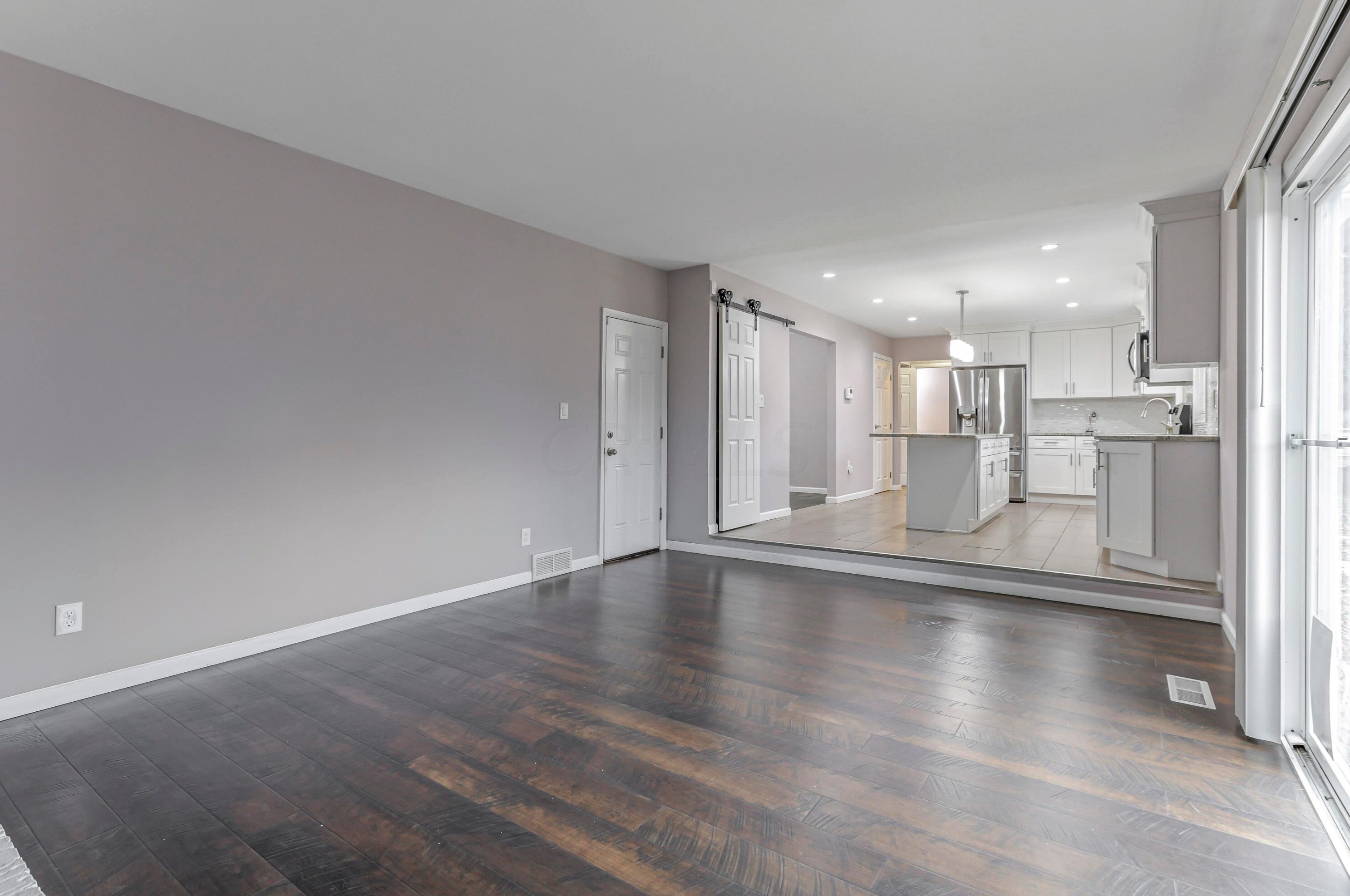 832 Conestoga Dr, Columbus OH 43213-2619 exterior