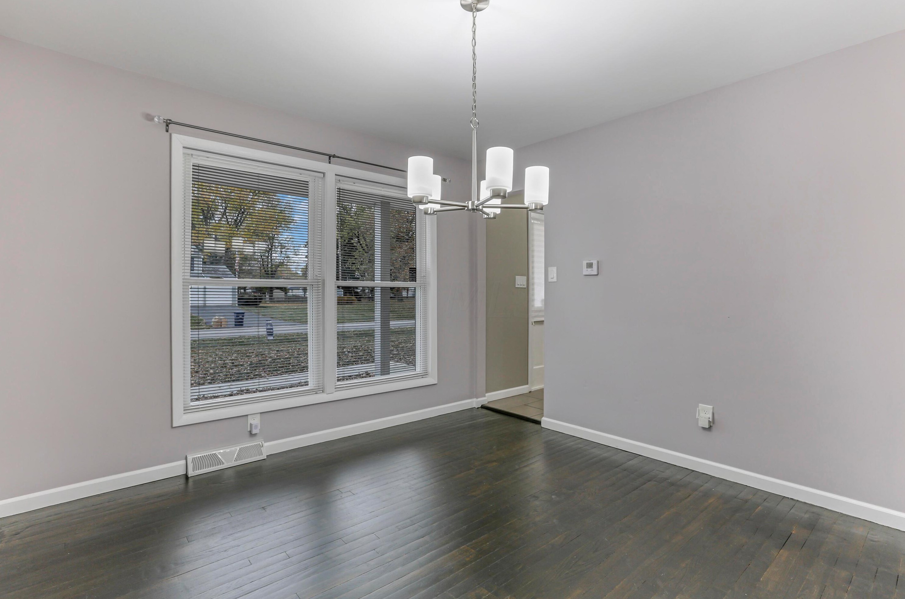 832 Conestoga Dr, Columbus OH 43213-2619 exterior