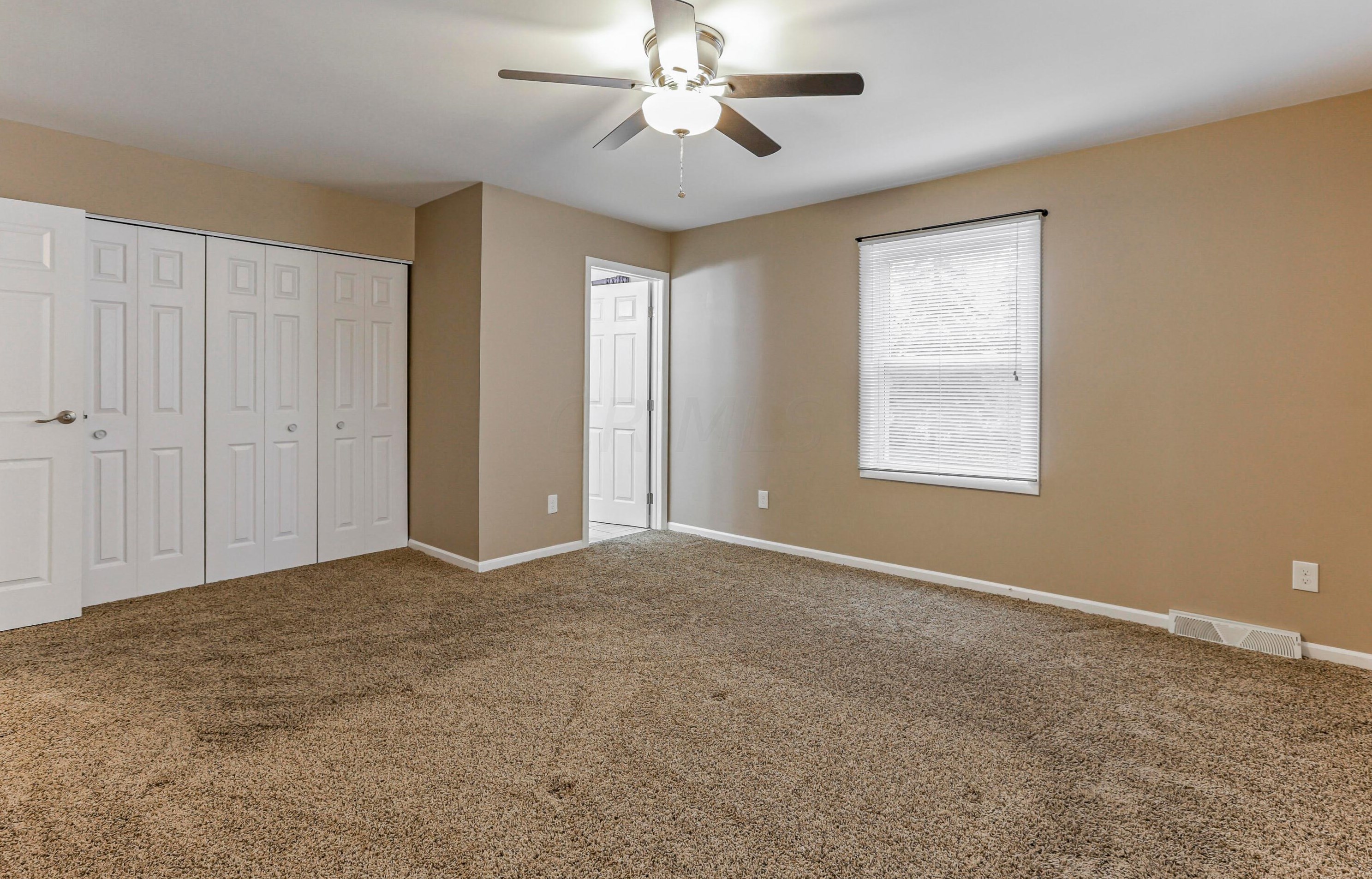 832 Conestoga Dr, Columbus OH 43213-2619 exterior