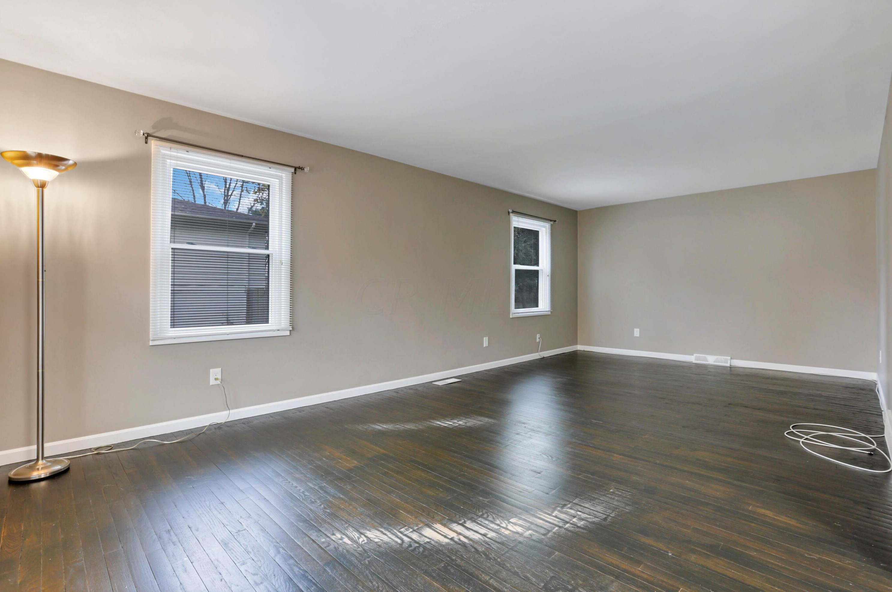 832 Conestoga Dr, Columbus OH 43213-2619 exterior