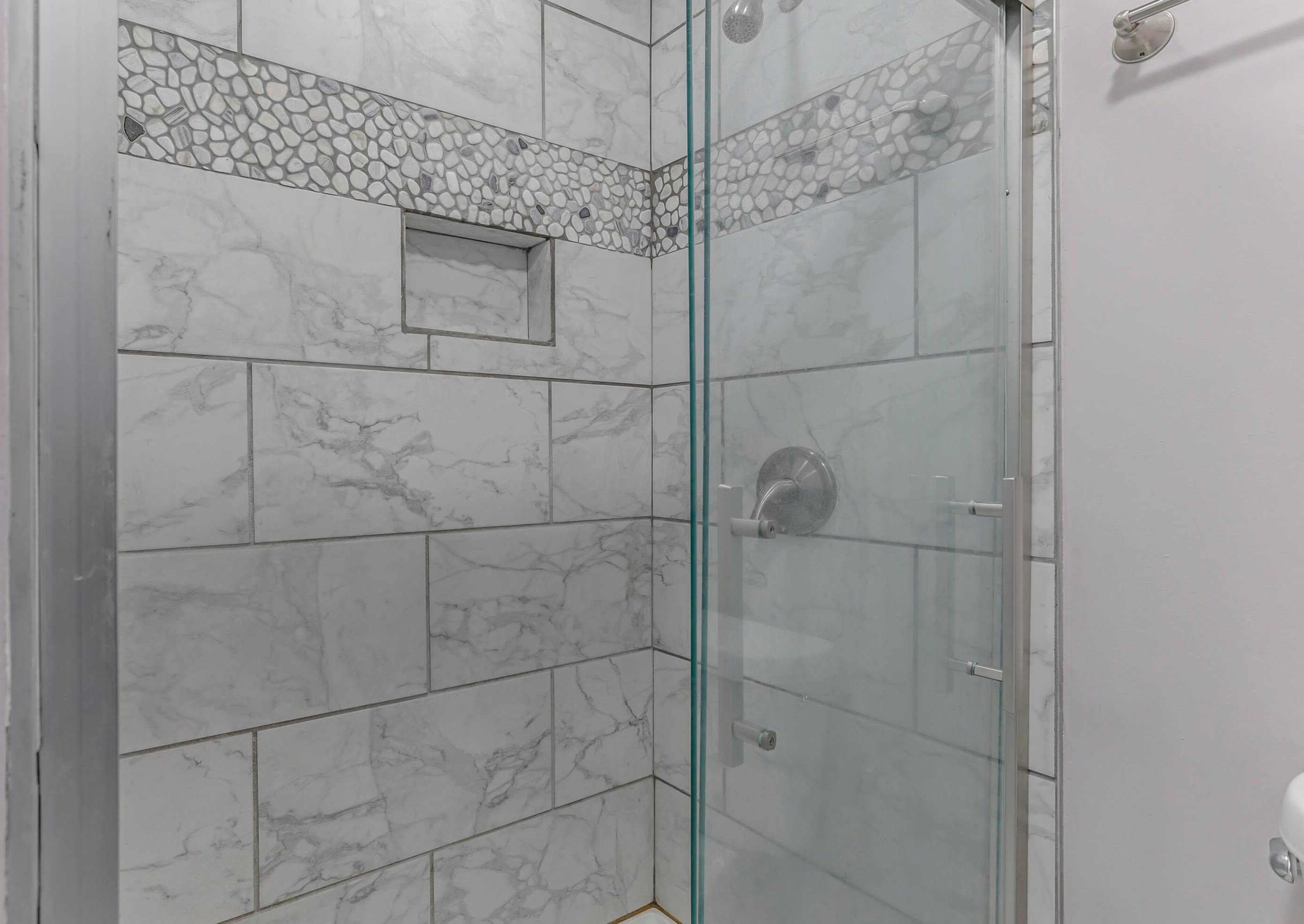 832 Conestoga Dr, Columbus OH 43213-2619 exterior