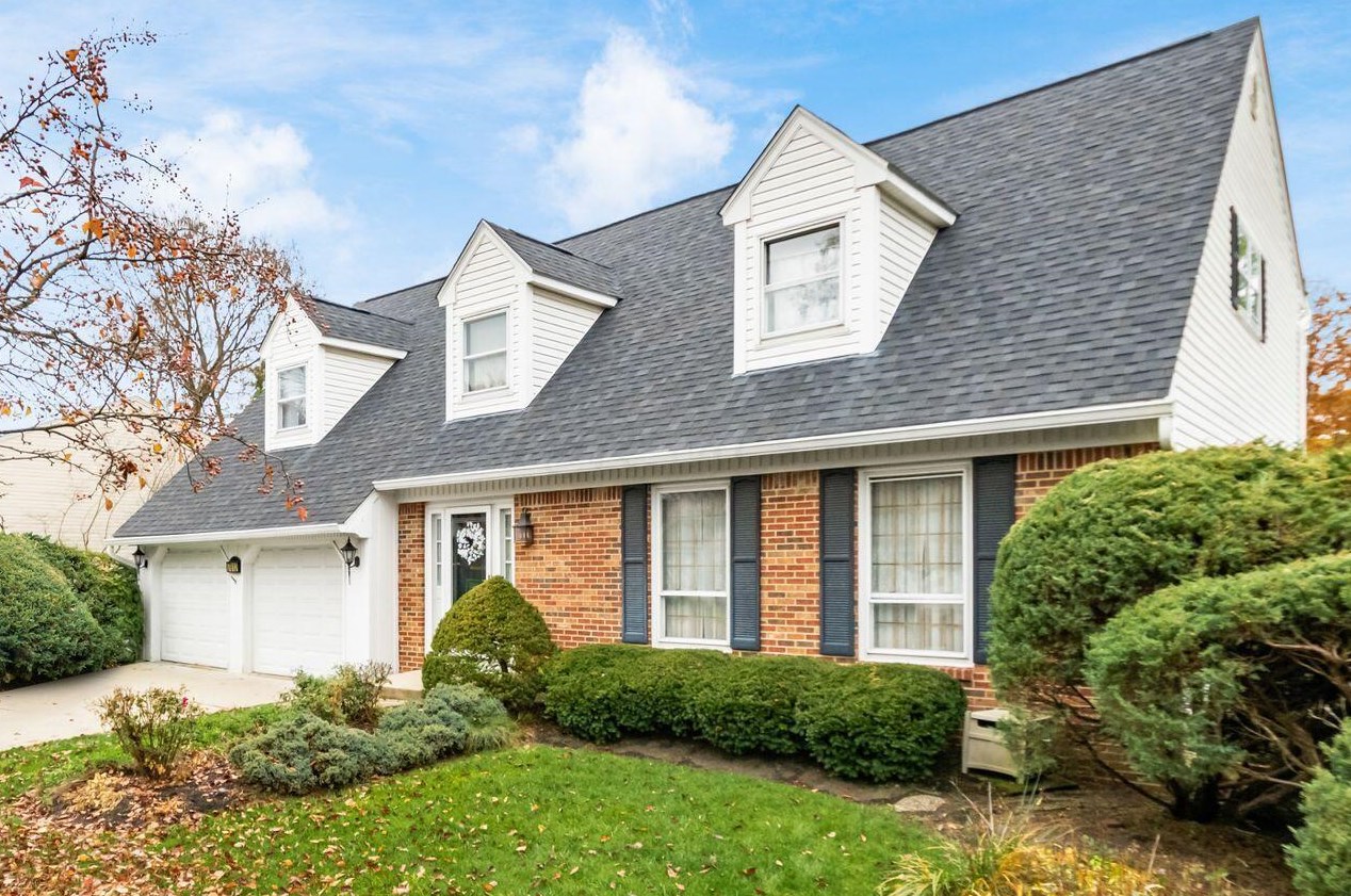 7612 Beechlake Dr, Columbus, OH 43235-1604