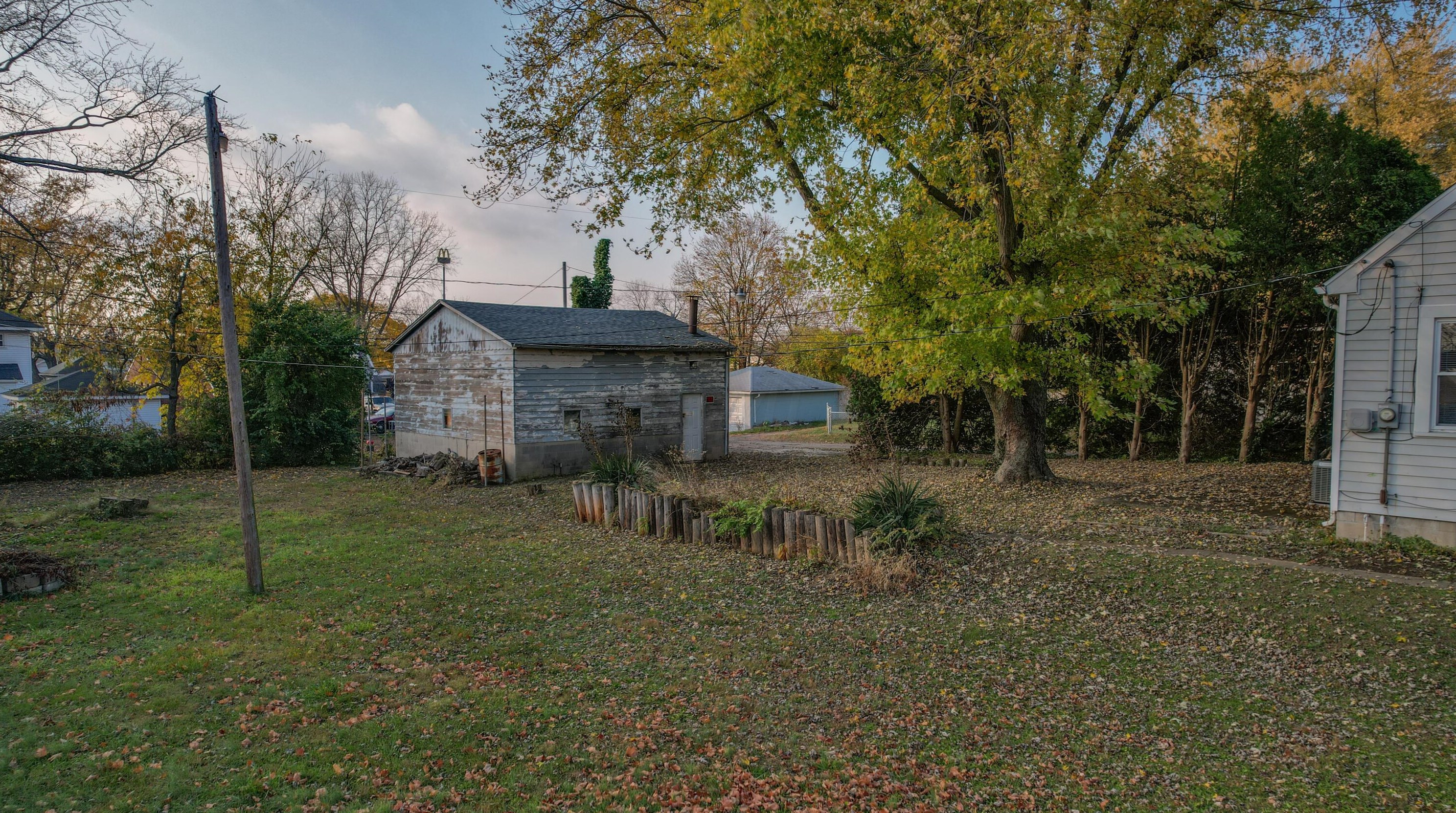 2237 Ontario Ave, Springfield, OH 45505-4737