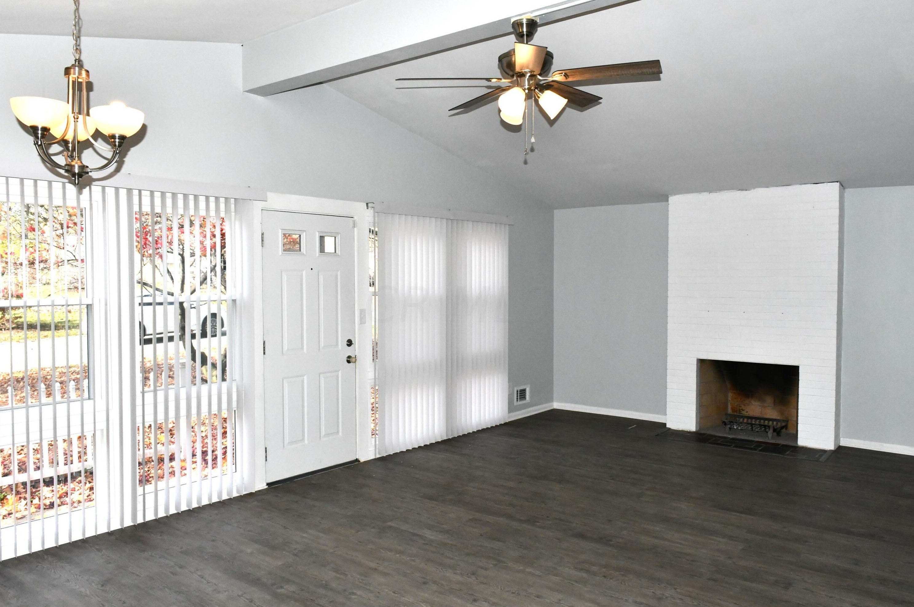 3042 Trentwood Rd, Columbus OH 43221-2351 exterior