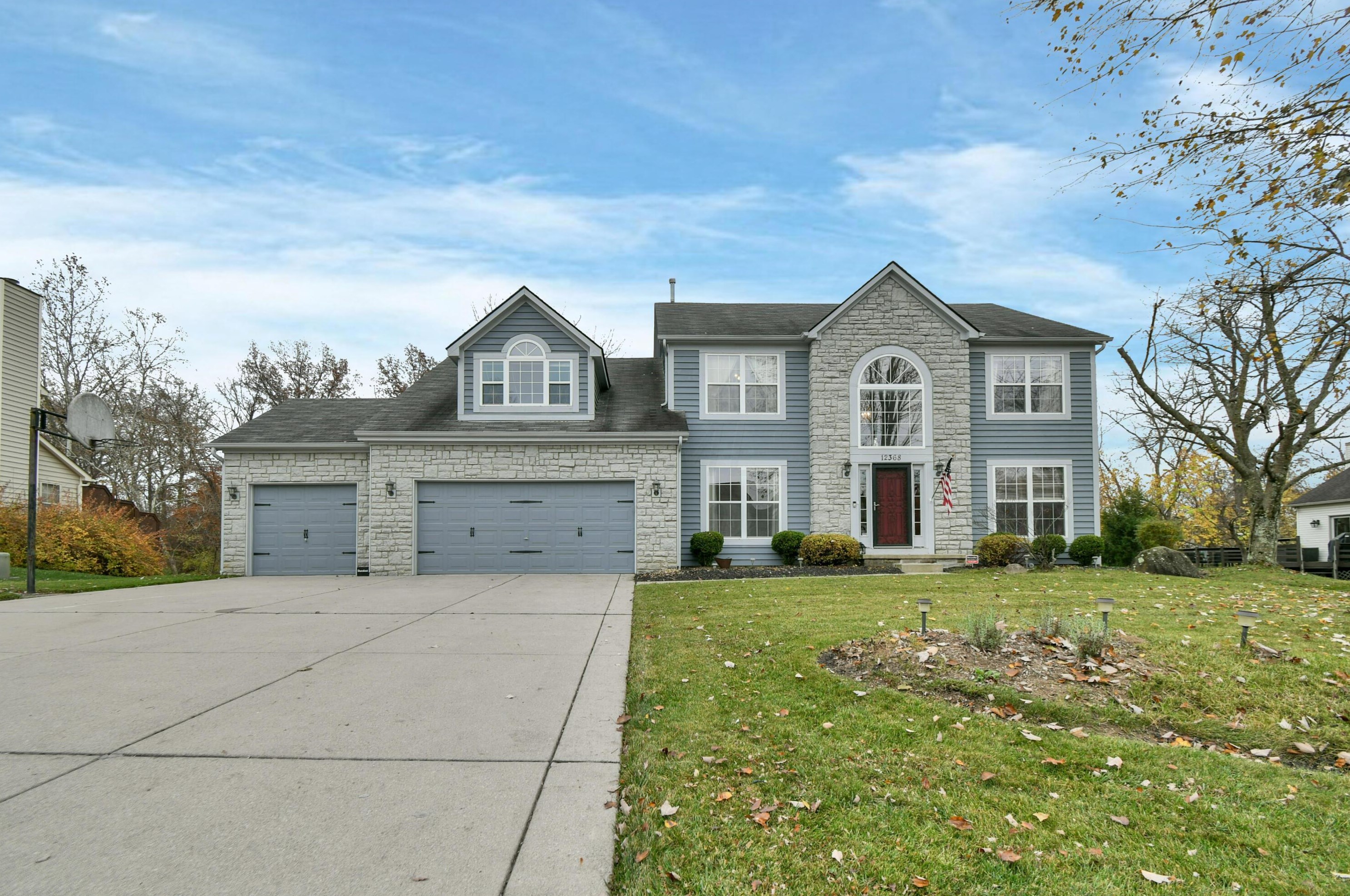 12368 Teal Ln, Pickerington, OH 43147-8484