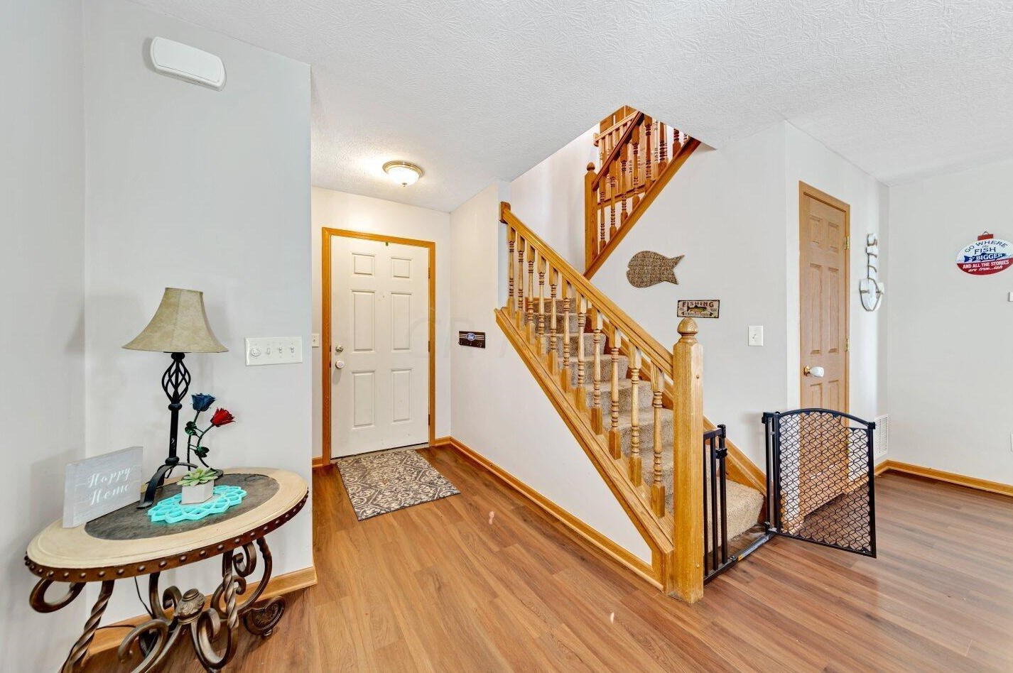 6883 Riding Trail Dr, Cnl Wnchstr, OH 43110