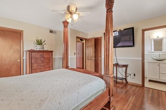 5558 Driftwood Rd, Columbus OH 43229-4459 exterior