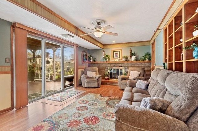 5558 Driftwood Rd, Columbus OH 43229-4459 exterior