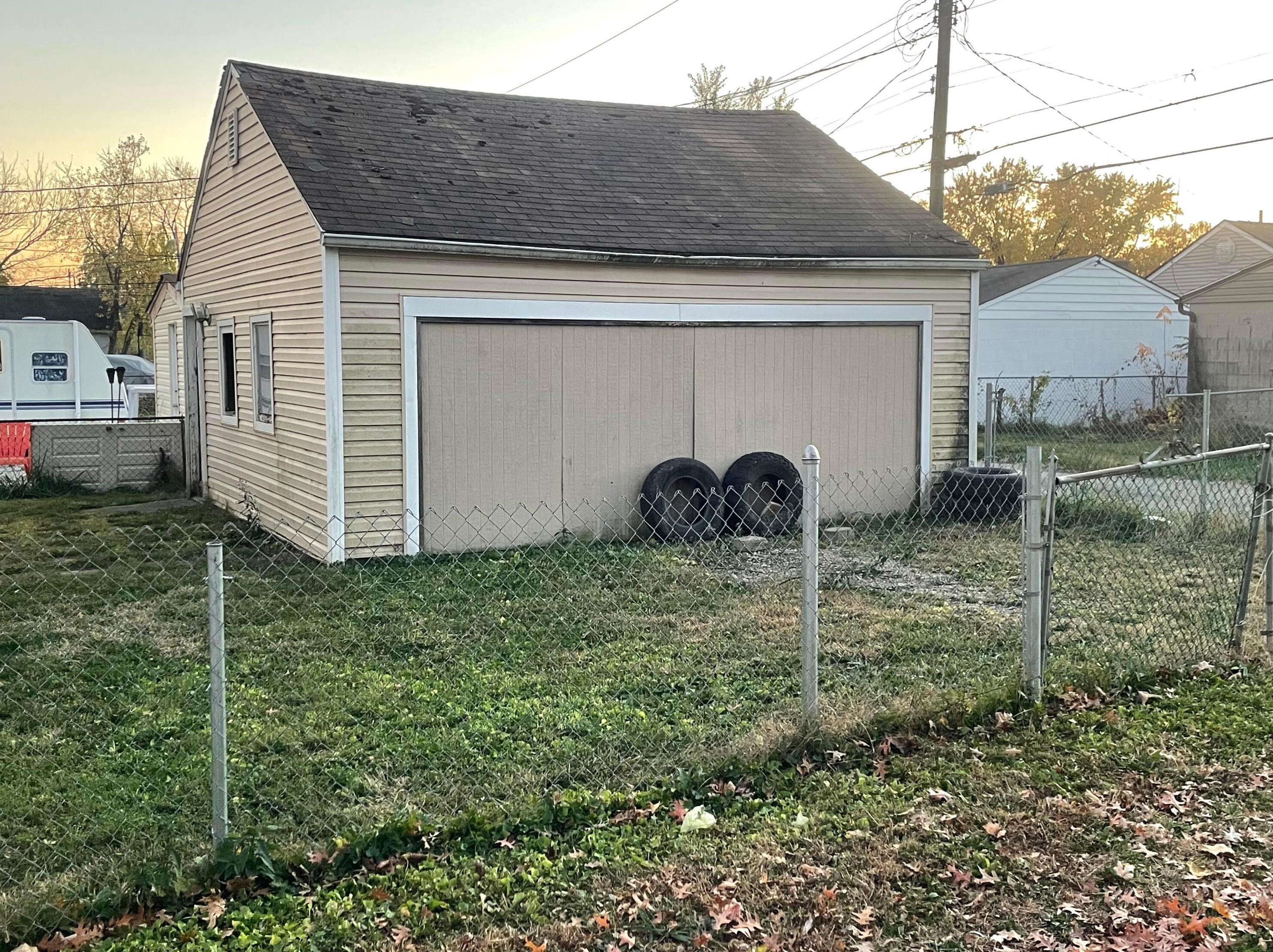 2951 Hiawatha St, Columbus, OH 43224-4020