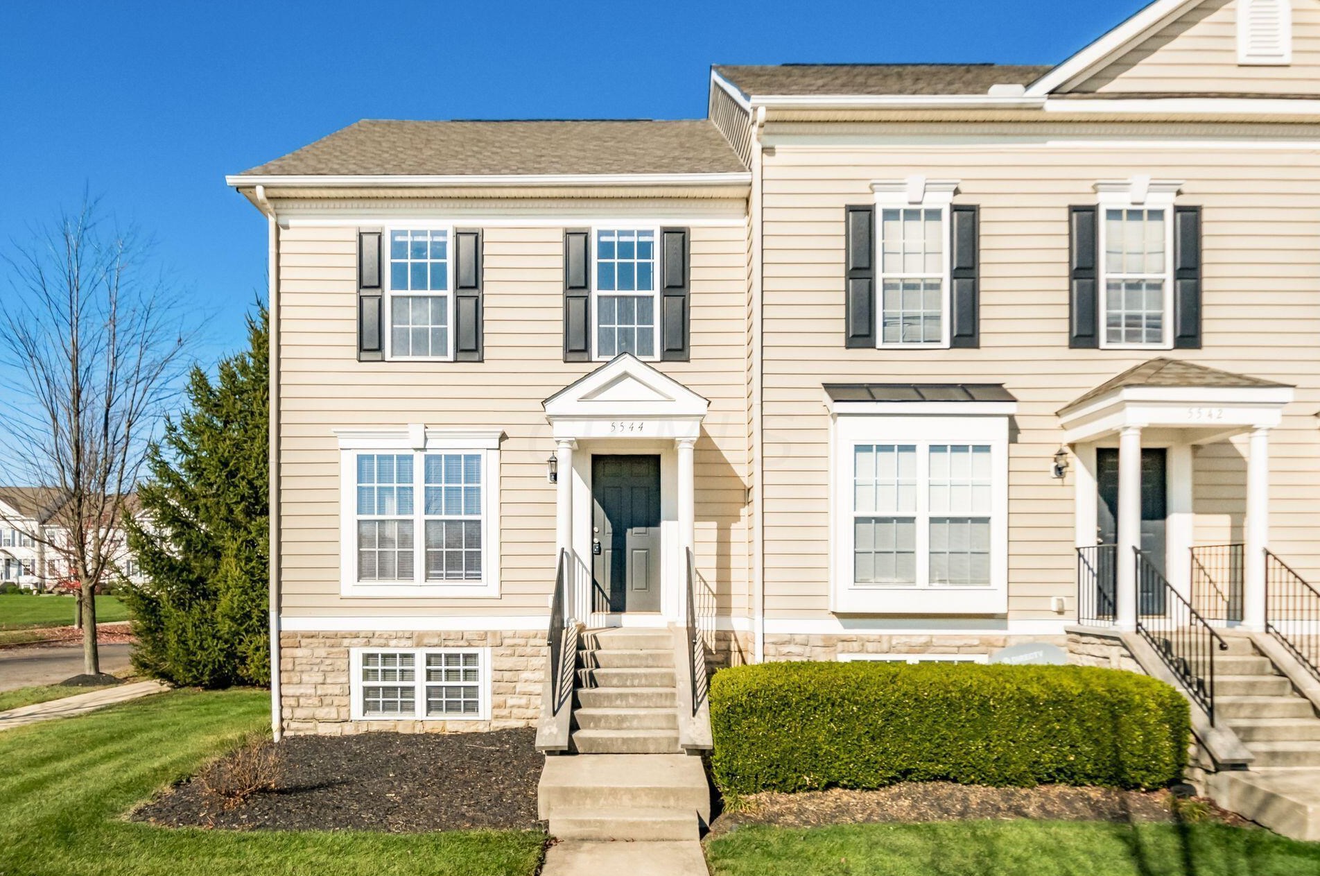 5544 Firehole Falls St, Dublin, OH 43016-8041