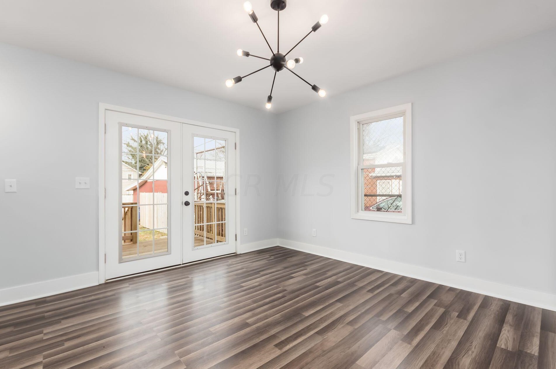 429 Highland Ave, Columbus OH  43204-3445 exterior