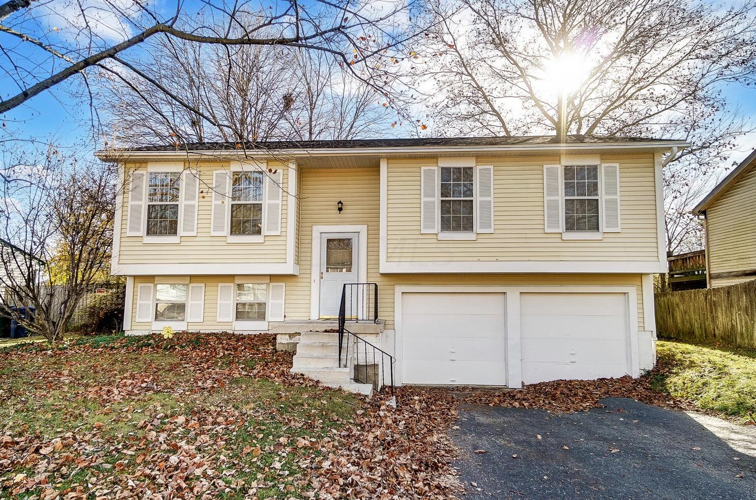2161 Summer Breeze Dr, Columbus, OH 43223-3258
