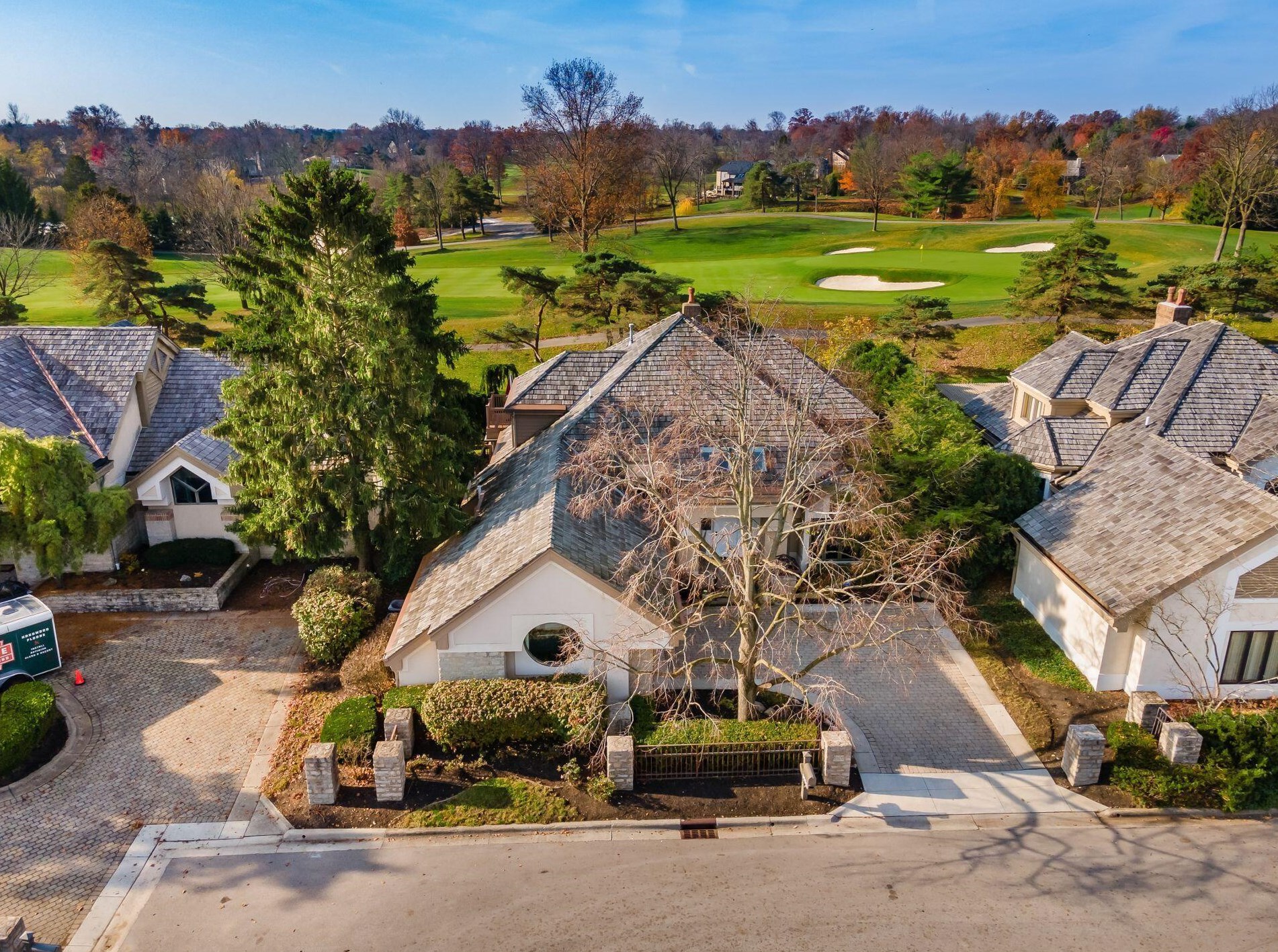 8902 Lea Ct, Dublin, OH 43017-9500