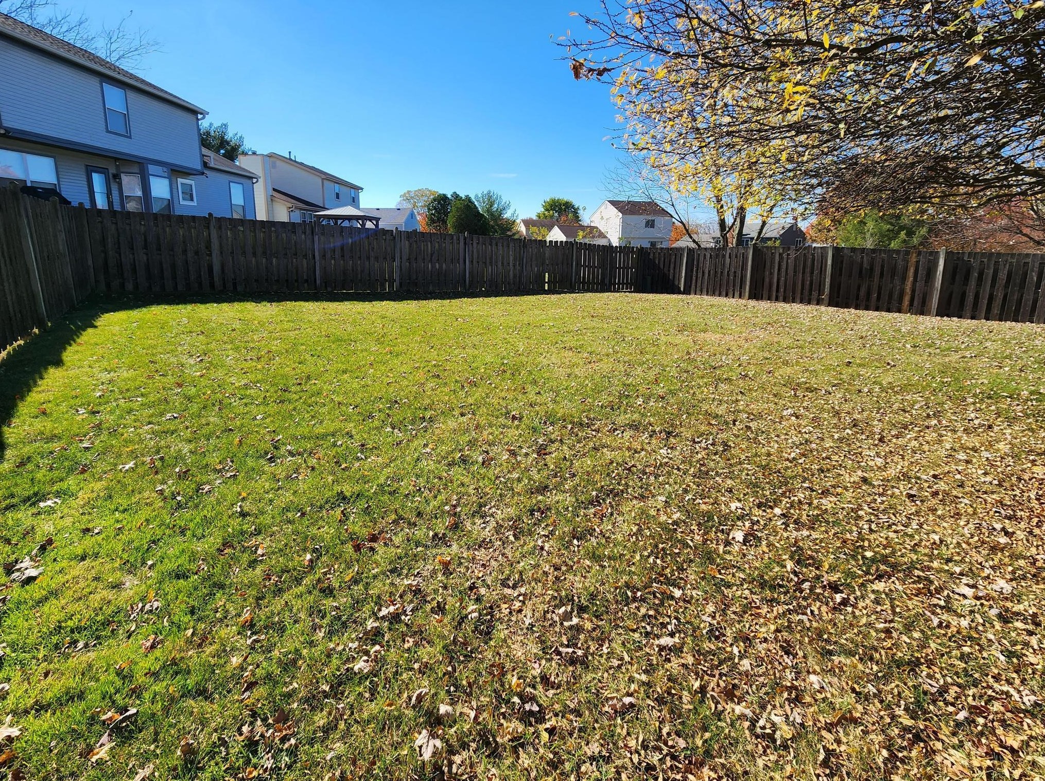 3915 Deer Knl Dr, Columbus OH 43230-4140 exterior