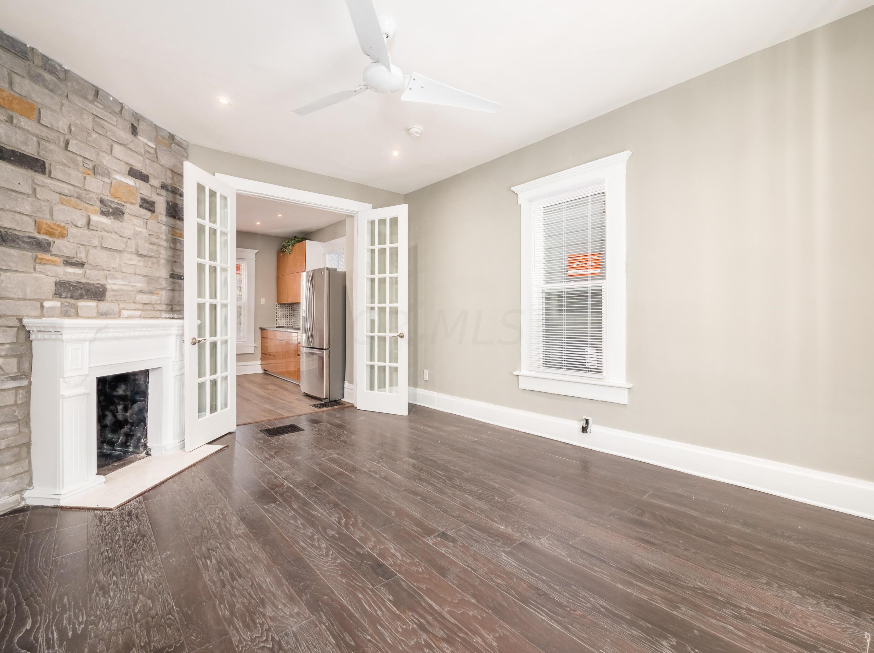 2262 Ridgeway Ave, Columbus OH  43219-2609 exterior