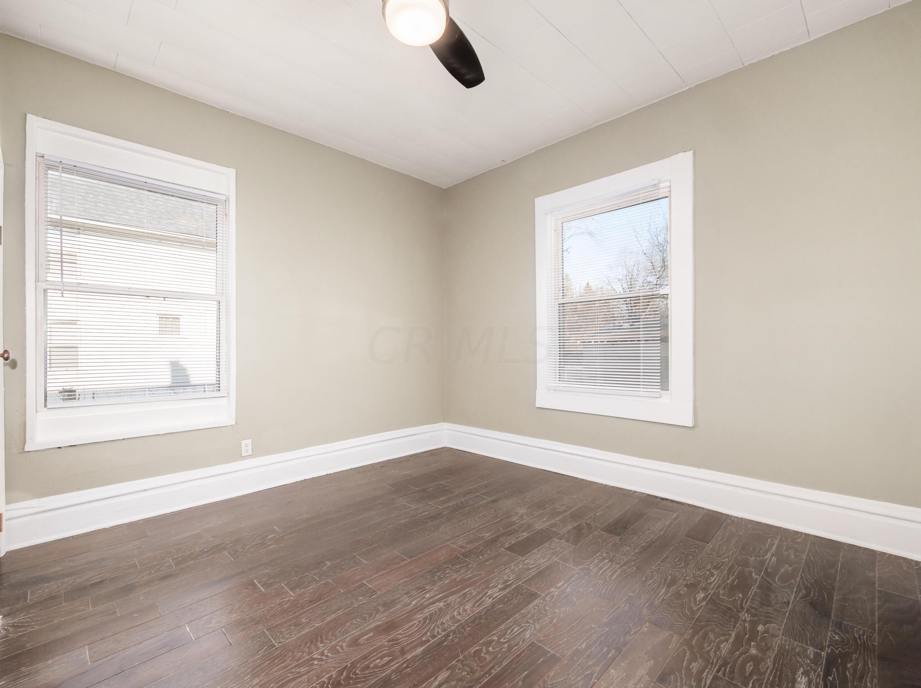 2262 Ridgeway Ave, Columbus OH  43219-2609 exterior