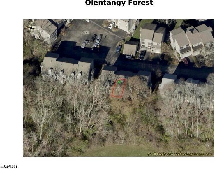 387 Olentangy Forest Dr, Columbus OH  43214-1459 exterior