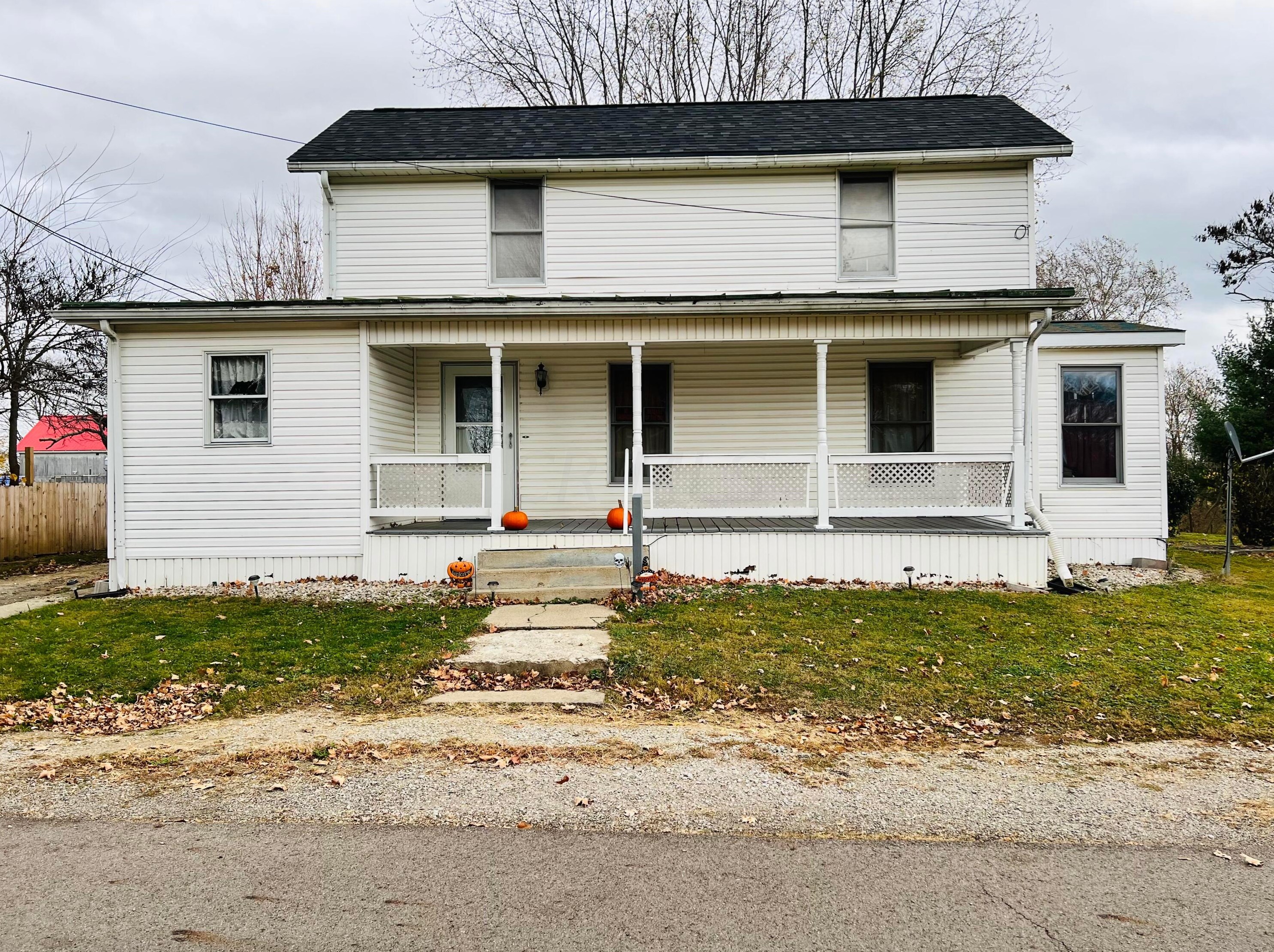 9134 Maple St, Stoutsville, OH 43154