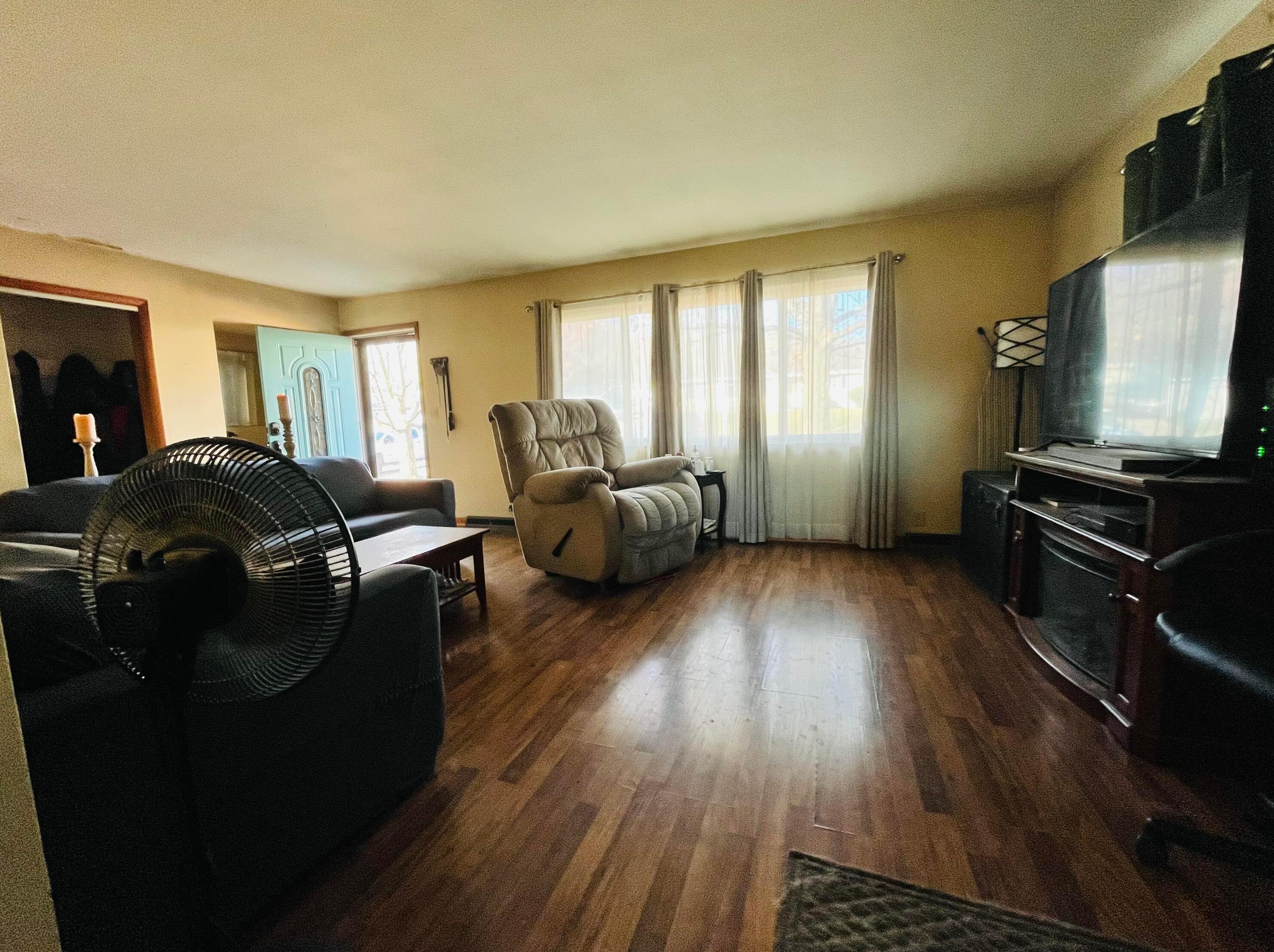 1052 Mclain Blvd, Lancaster, OH 43130-2071