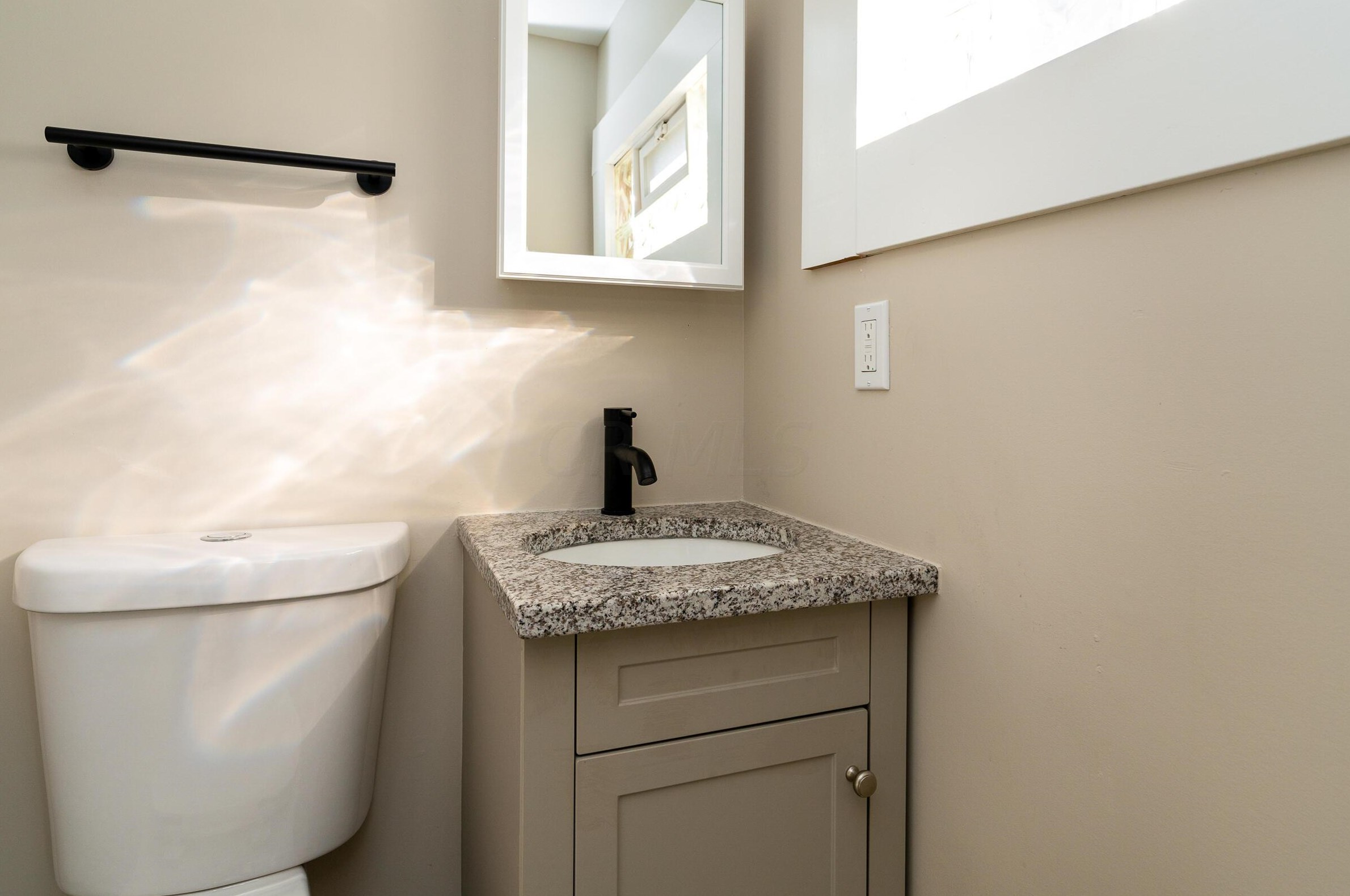 109 Princeton Ave, Columbus OH  43222-1139 exterior