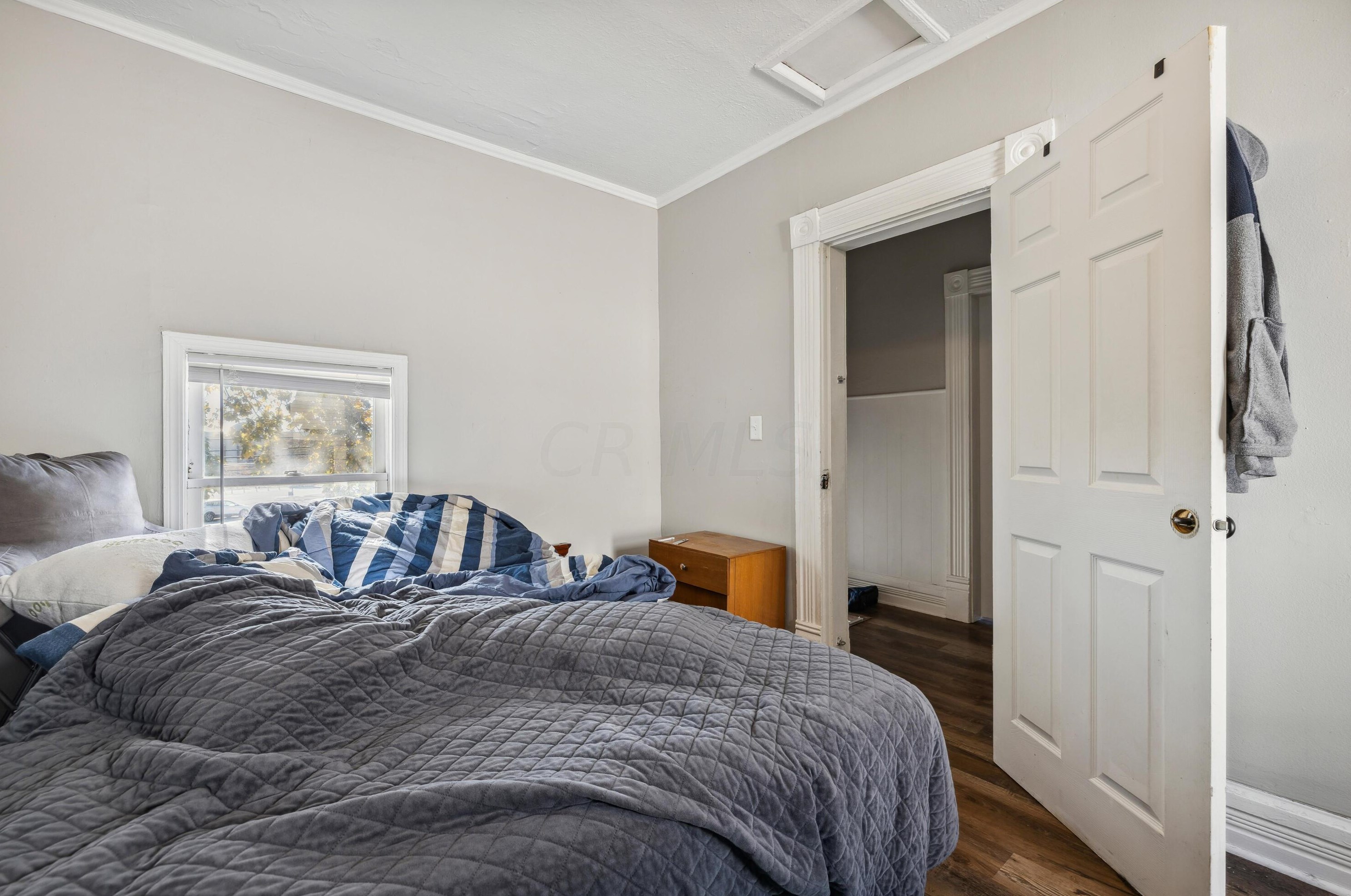 286 Skidmore St, Columbus OH 43215-4473 exterior