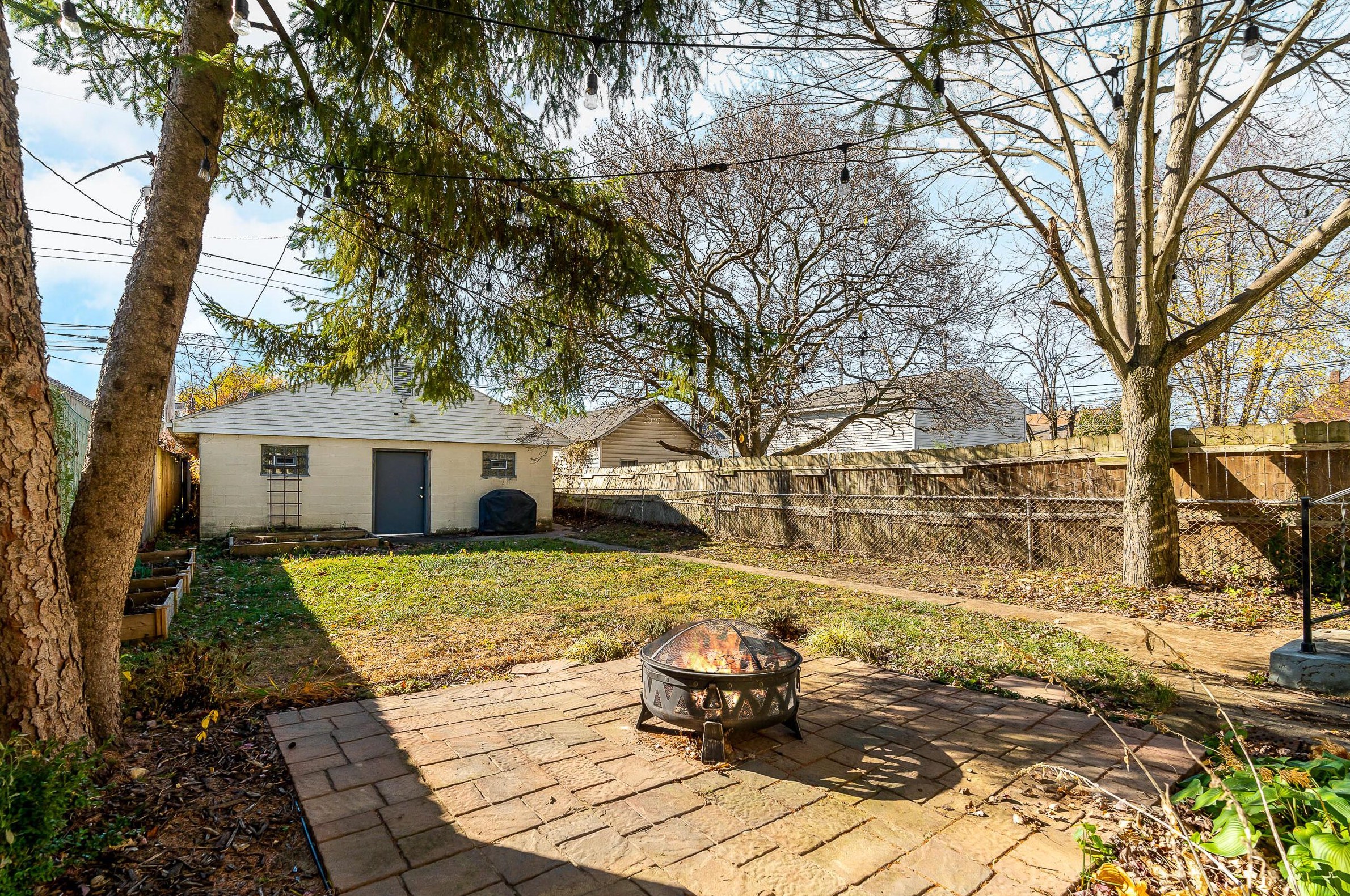 221 Morrill Ave, Columbus OH 43207-1110 exterior