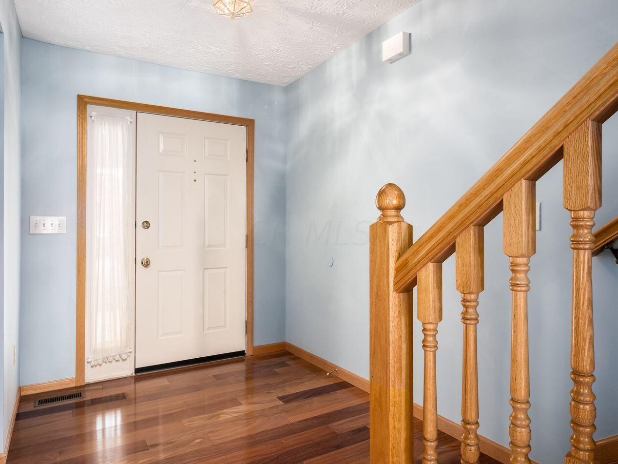 6473 Steinbeck Way, Westerville, OH 43082-9572