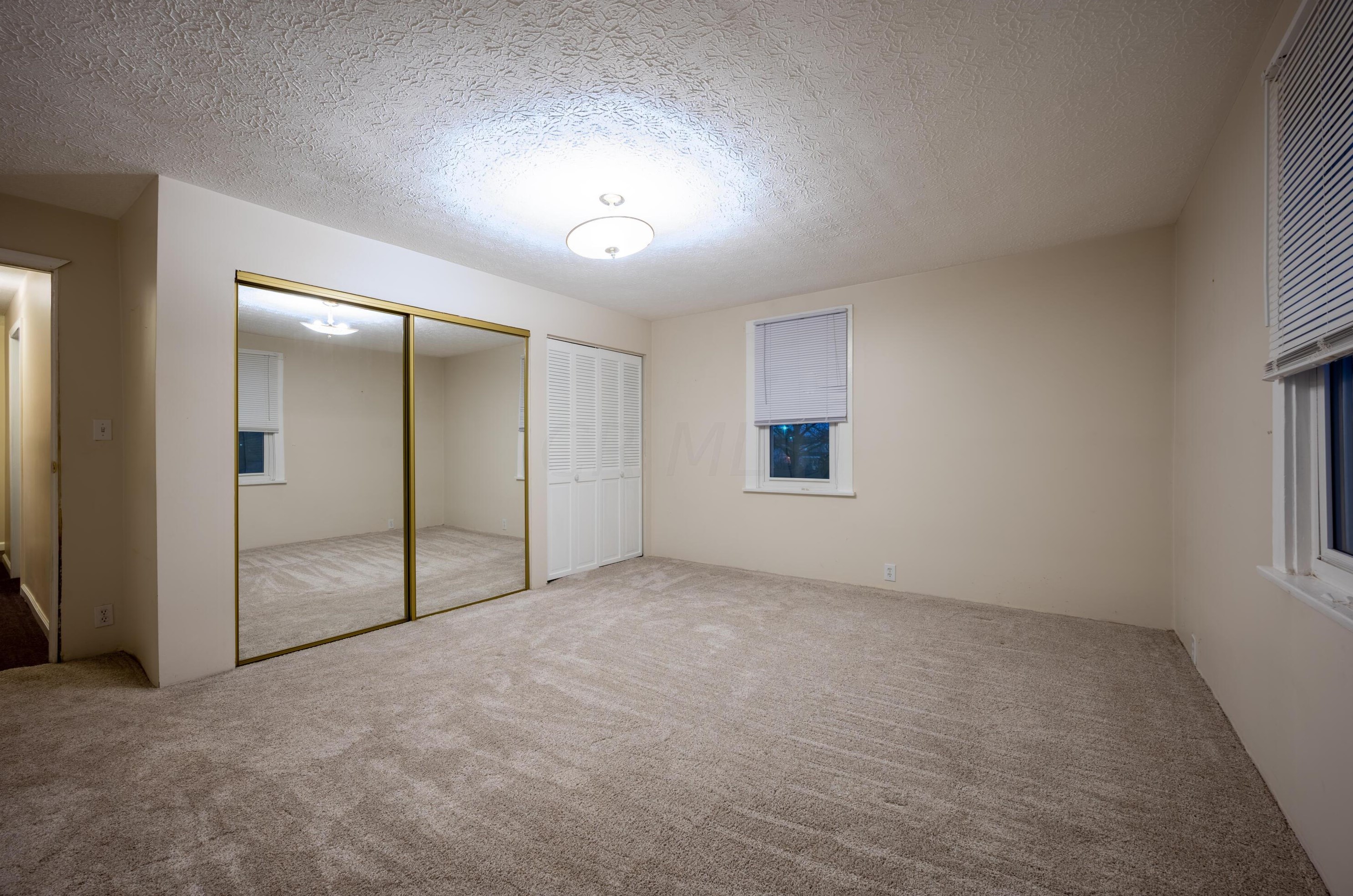 478 Josephine Ave, Columbus OH 43204-1164 exterior