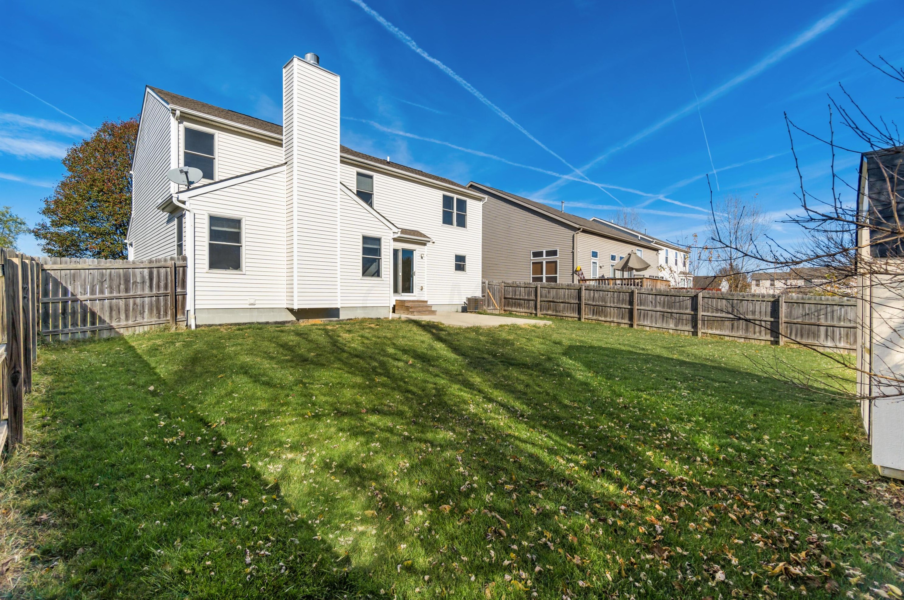 2833 Gablewood Dr, Columbus OH 43219-5030 exterior