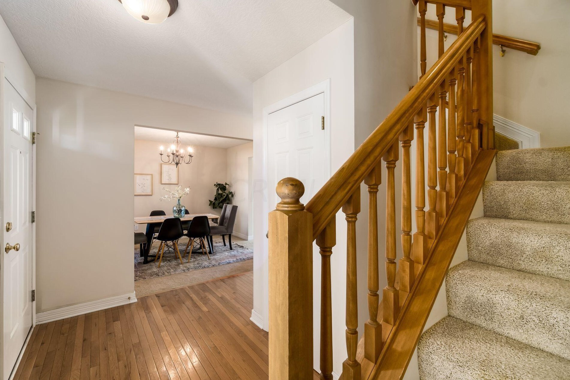 2833 Gablewood Dr, Columbus OH 43219-5030 exterior