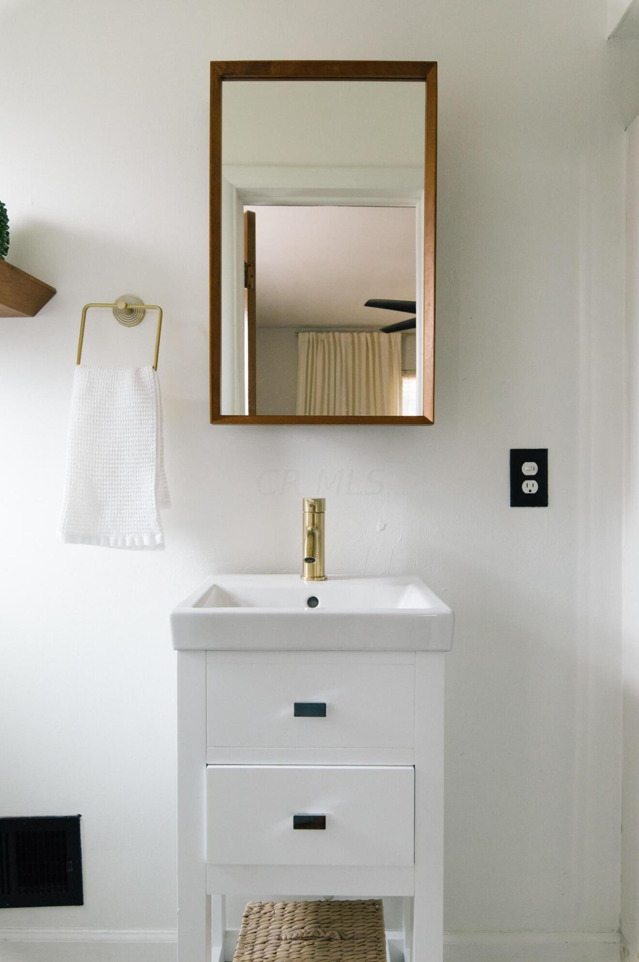 2852 Berwick Blvd, Columbus OH  43209-3001 exterior