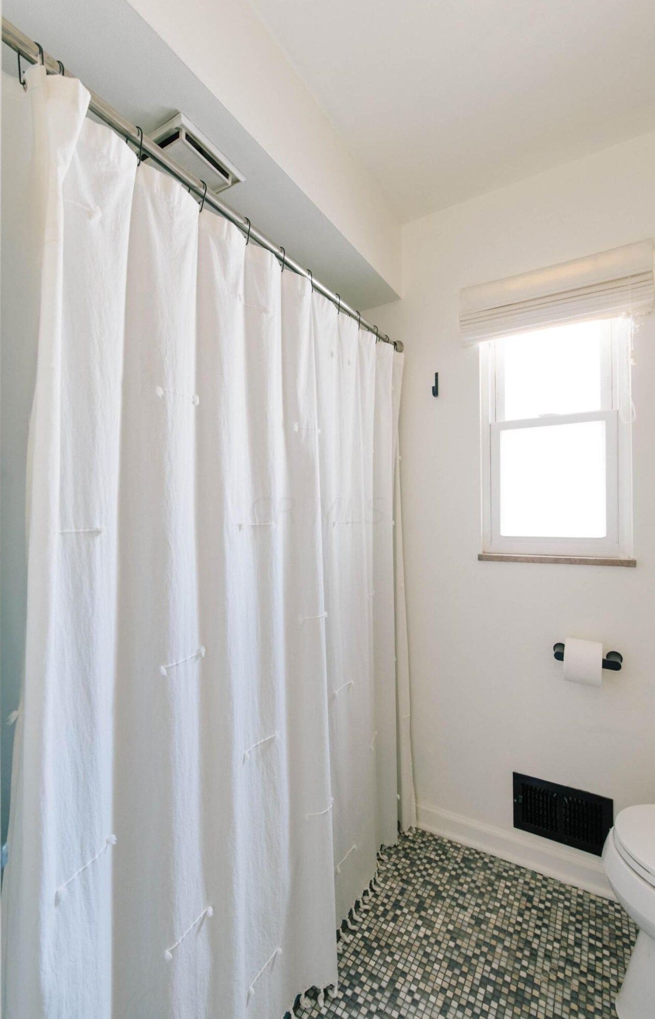 2852 Berwick Blvd, Columbus OH  43209-3001 exterior