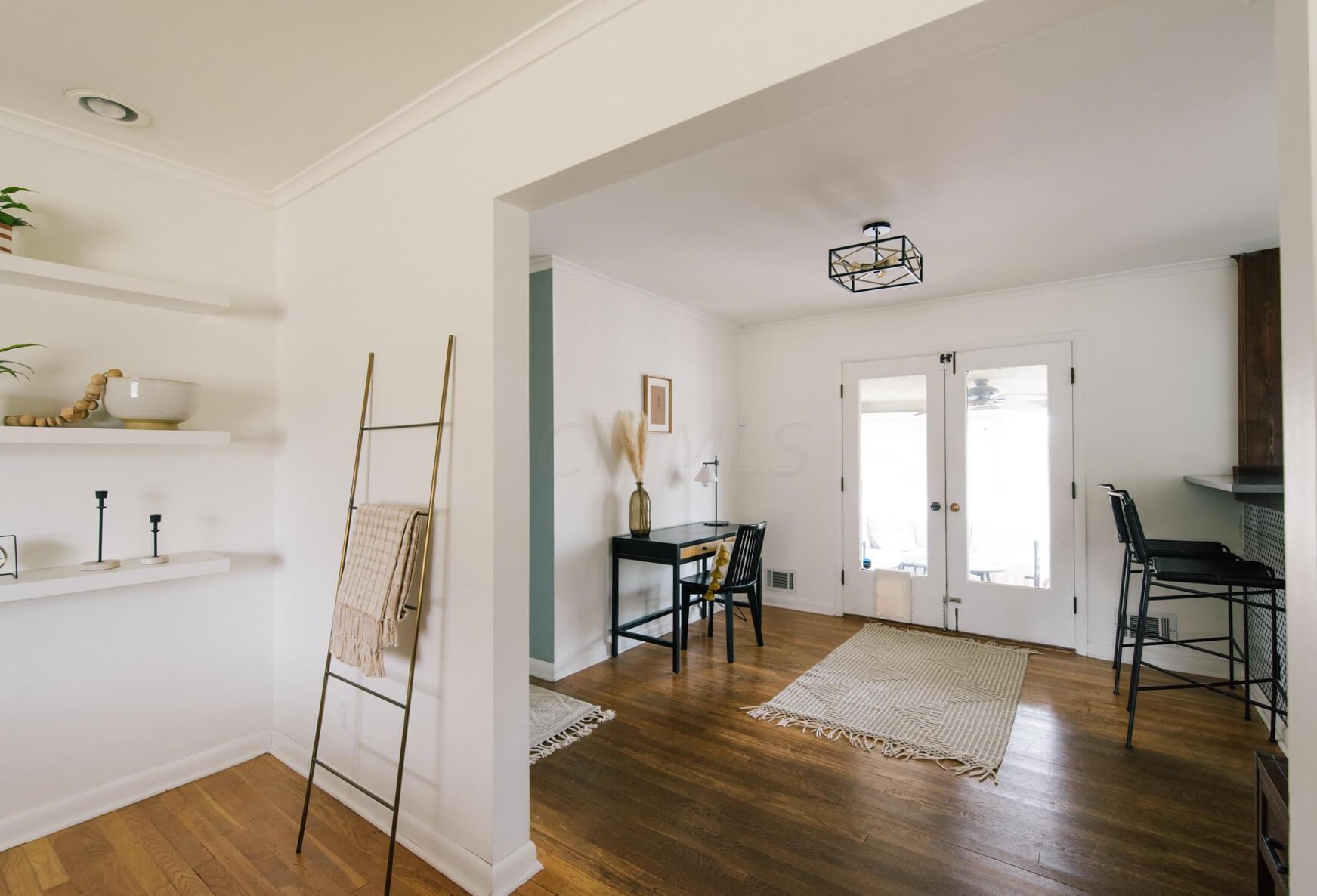 2852 Berwick Blvd, Columbus OH  43209-3001 exterior